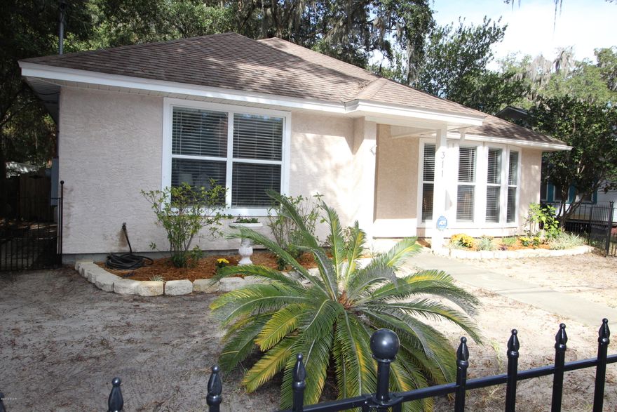 NICE 2 BED 2 BATH WITH OFFICE. HOUSE WAS REBUILT FROM THE SLAB UP IN 2002. THIS HOME FEELS LARGER THAN 1432 SQFT. SPLIT FLOOR PLAN. BRAND NEW TILE IN LIVING AREA AN OFFICE FLOORING INSTALLED THIS YEAR (2016). LARGE MASTER BATH WITH DOUBLE VANITIES, TUB AND WALK-IN SHOWER.LARGE KITCHEN AND DINING AREA WITH CUSTOM CABINETS AND PANTRY. BACK YARD HAS PRIVACY FENCE AND DECK. BIG MASTER BEDROOM ALSO OPENS UP TO THE DECK.NEW HVAC SYSTEM INSTALLED IN 2013. LARGE OFFICE WITH CUSTOM BULT BOOKCASE. THIS HOME IS PRICED RIGHT AND WILL SELL QUICK. DON'T MISS THIS OPPORTUNITY