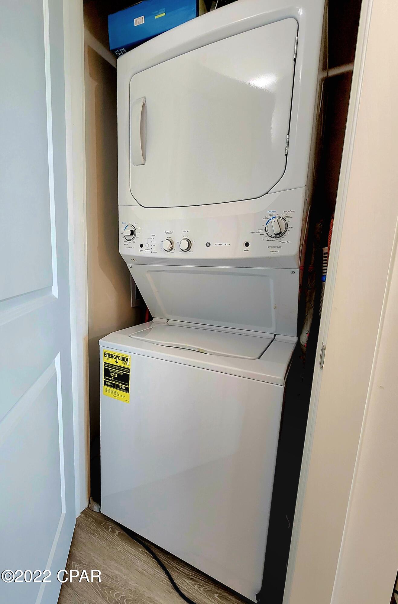 Calypso Towers III - Residential