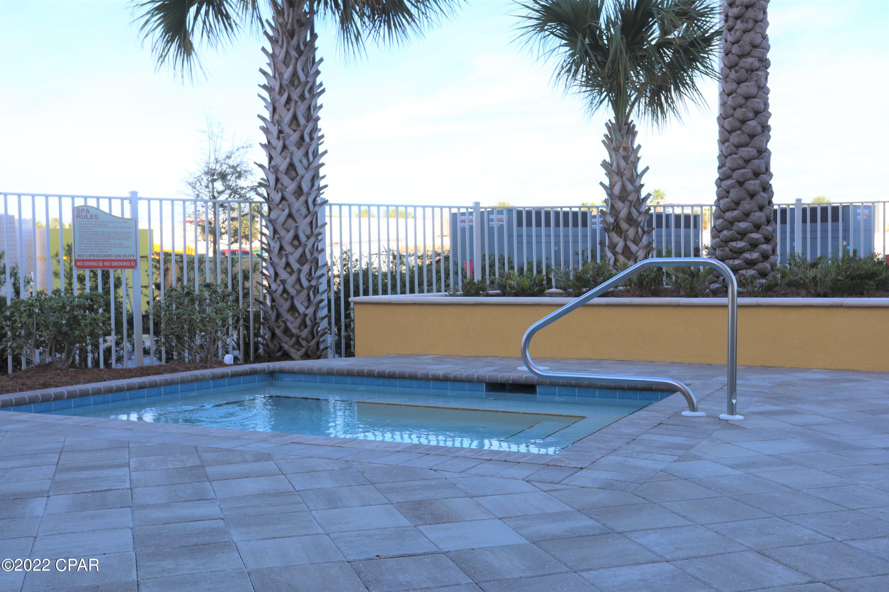 Calypso Towers III - Residential