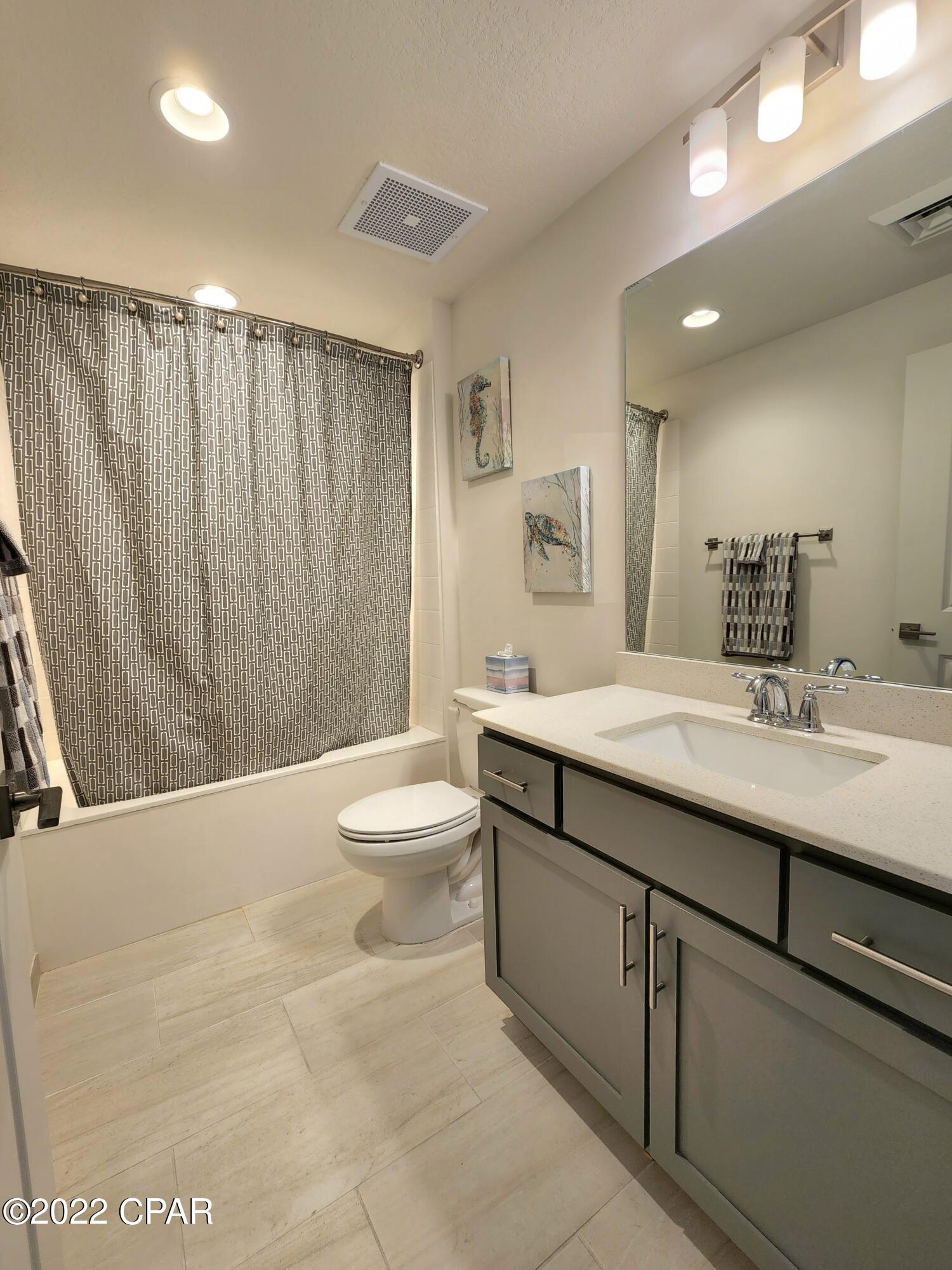 Calypso Towers III - Residential