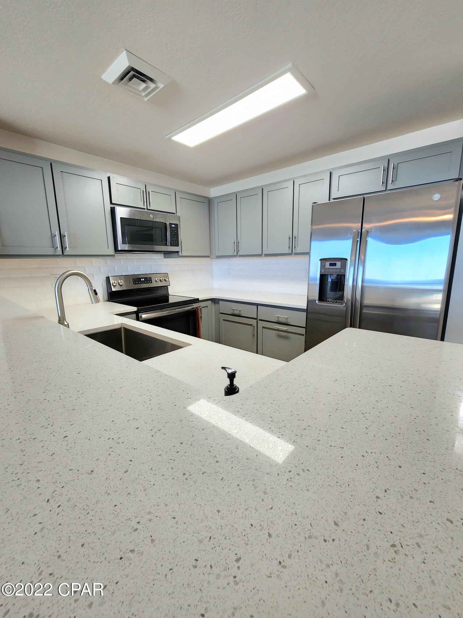 Calypso Towers III - Residential