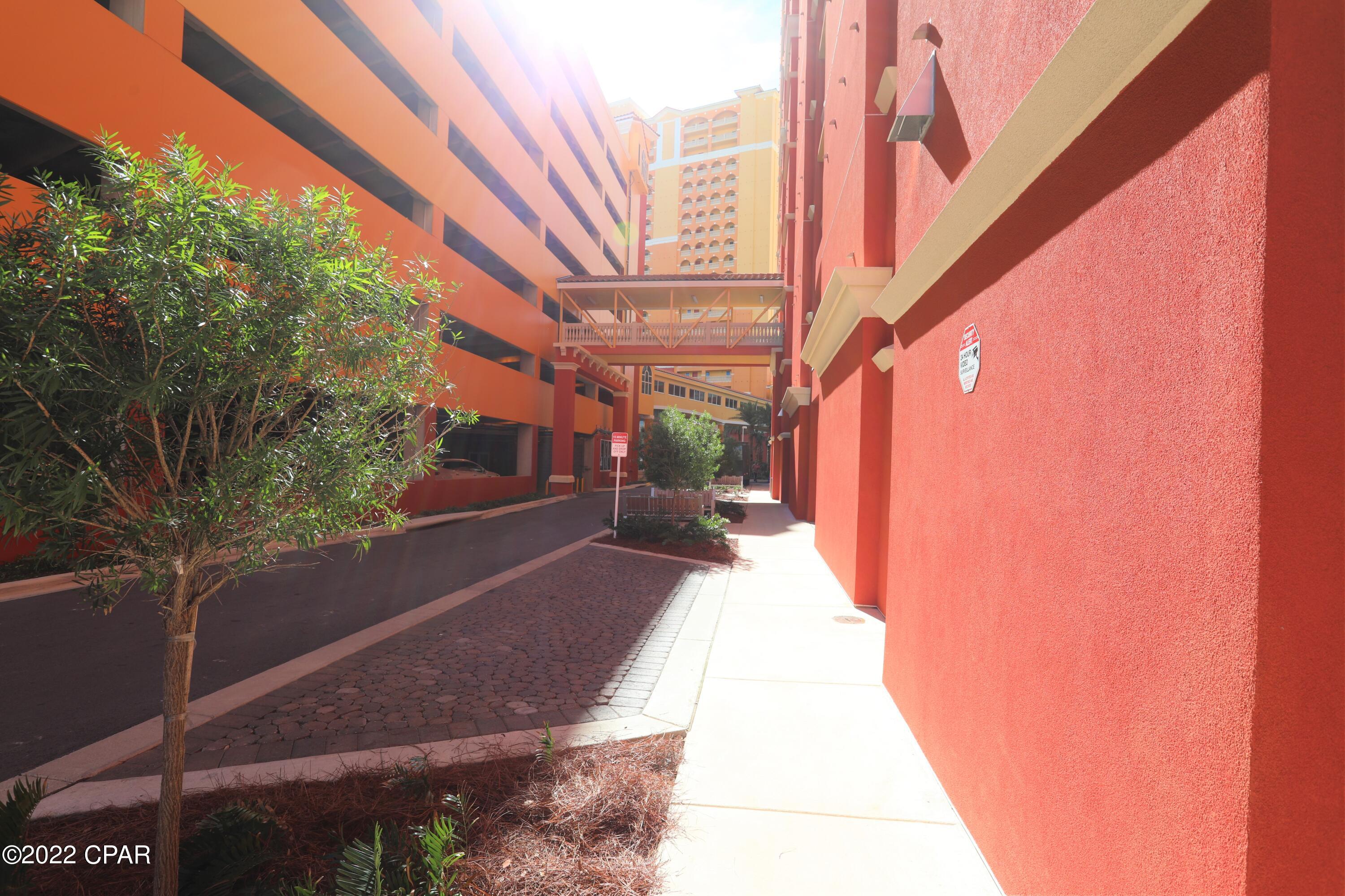 Calypso Towers III - Residential