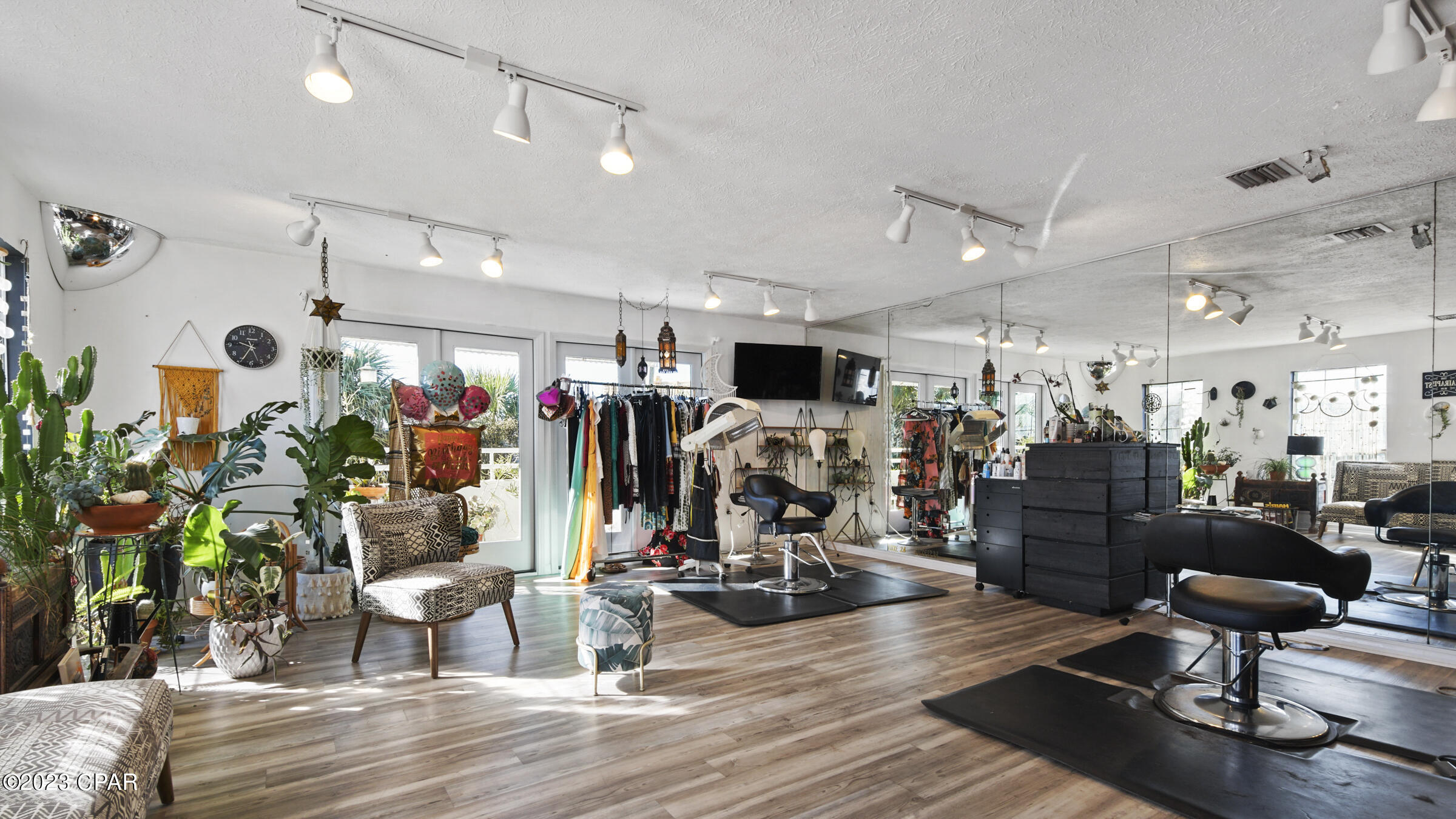 Treasure Island - Commercial Sale