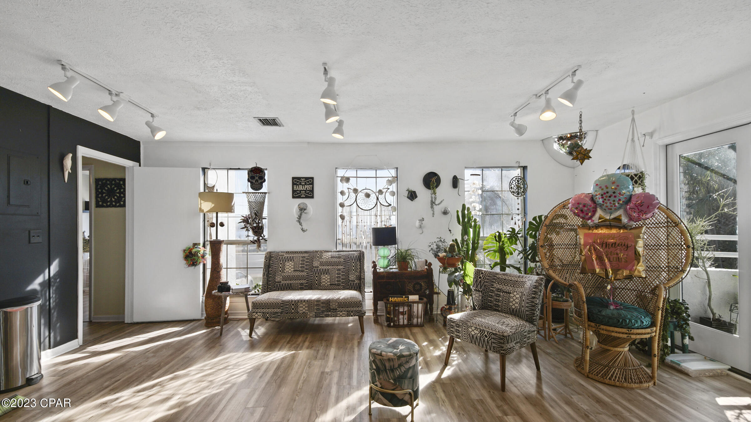 Treasure Island - Commercial Sale