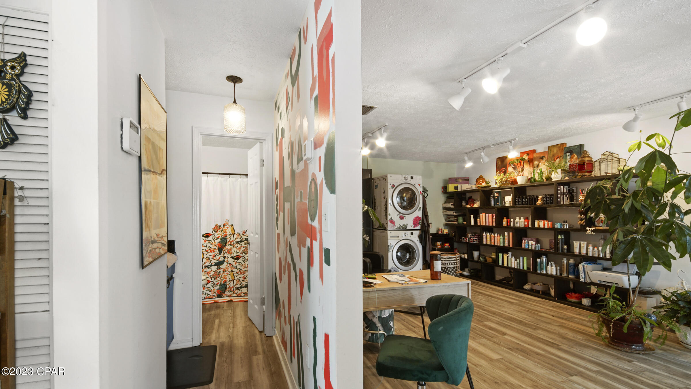 Treasure Island - Commercial Sale