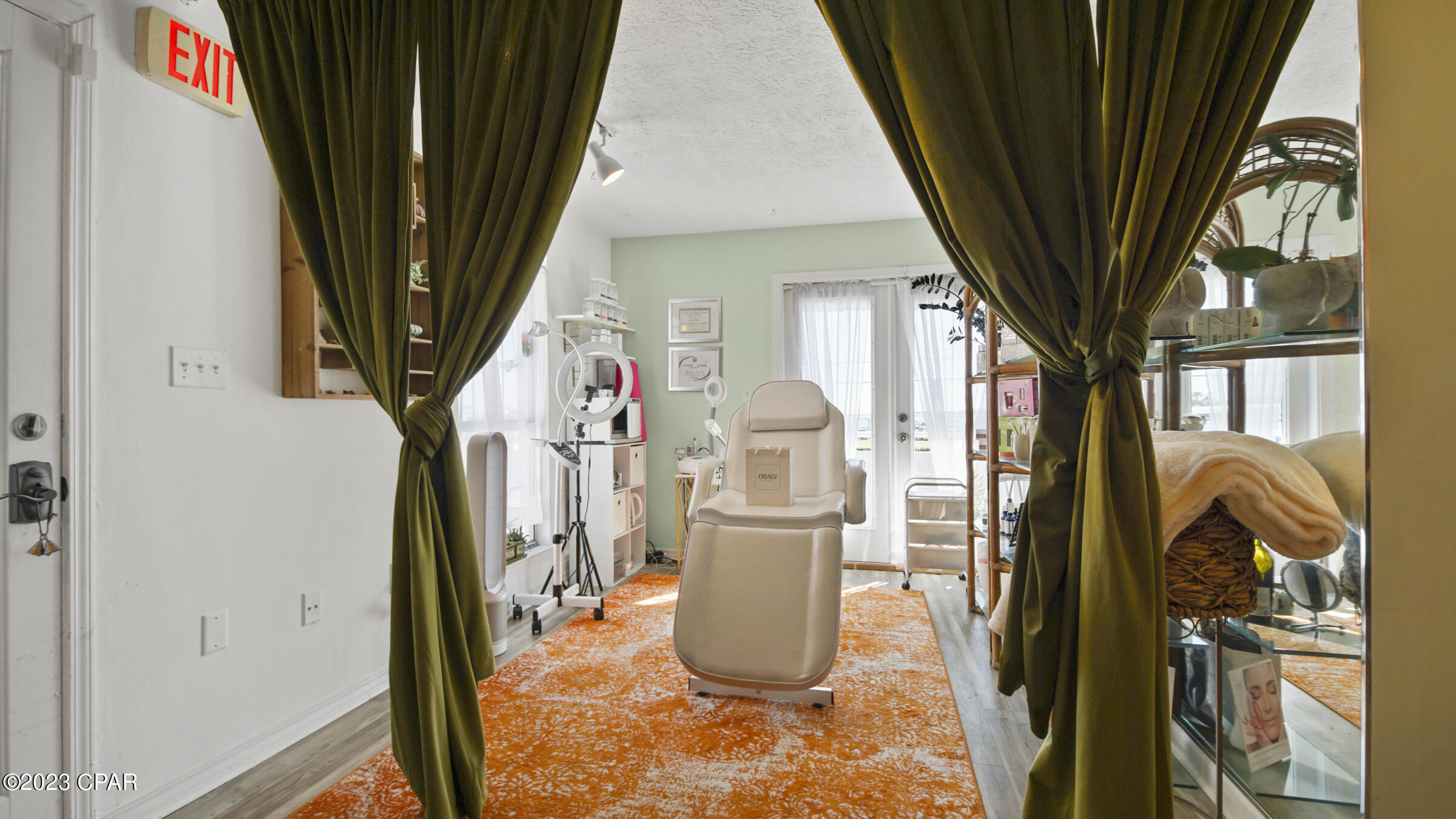 Treasure Island - Commercial Sale