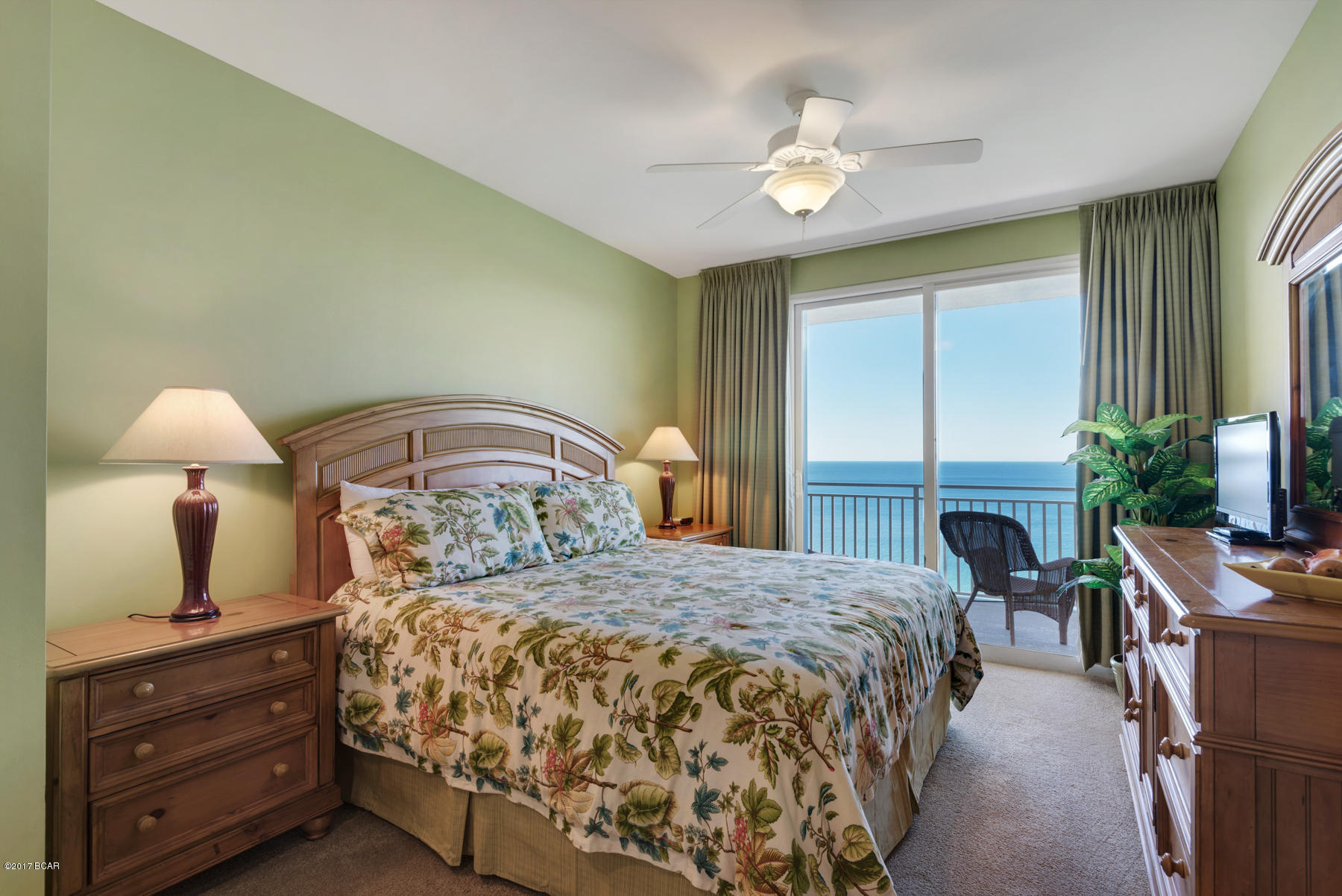 Splash Condo - Residential