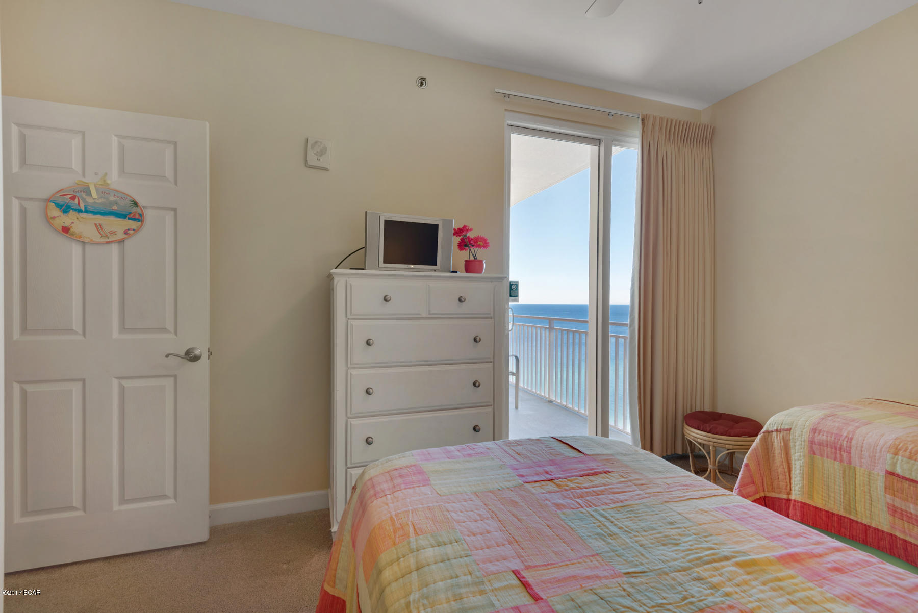 Splash Condo - Residential