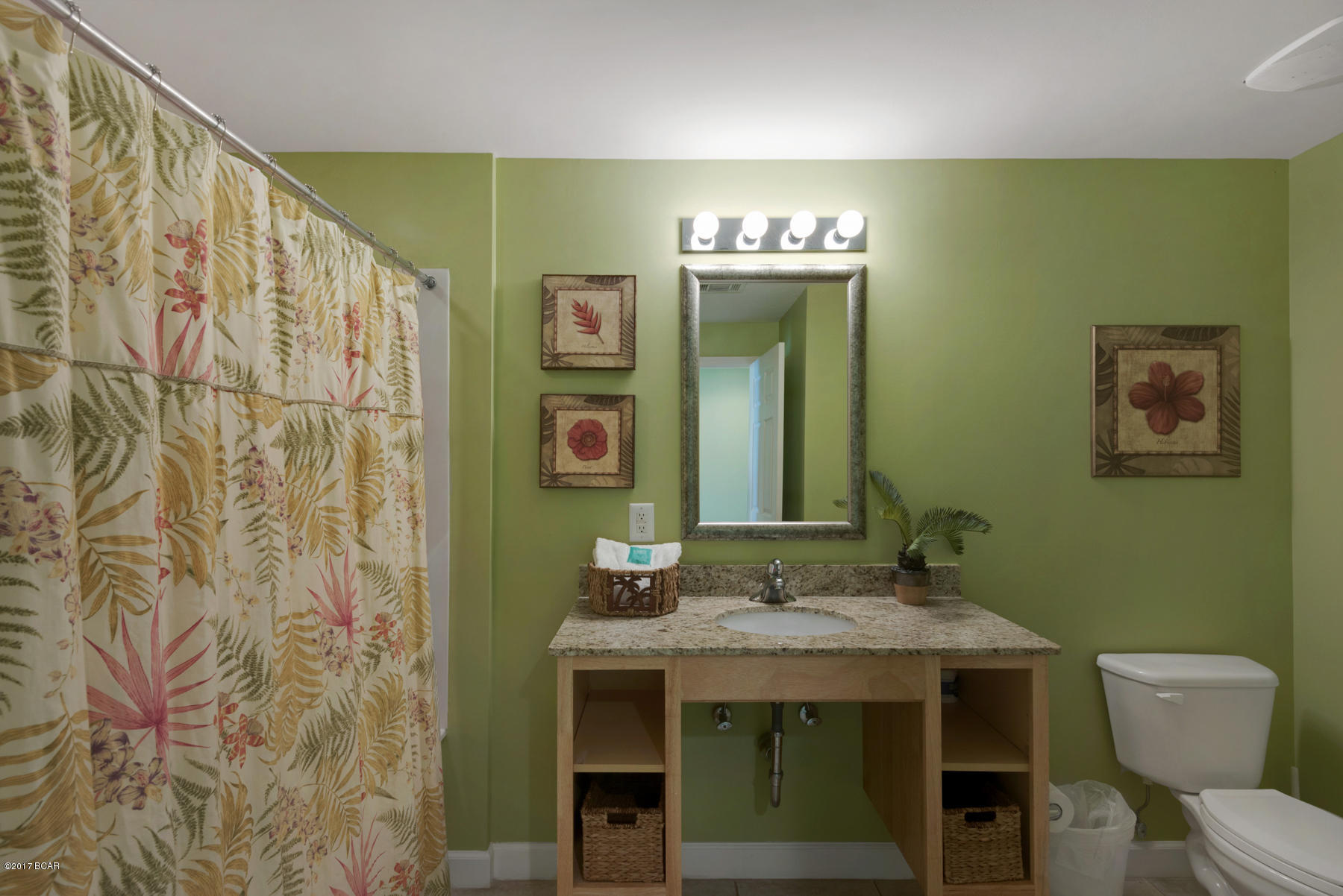 Splash Condo - Residential