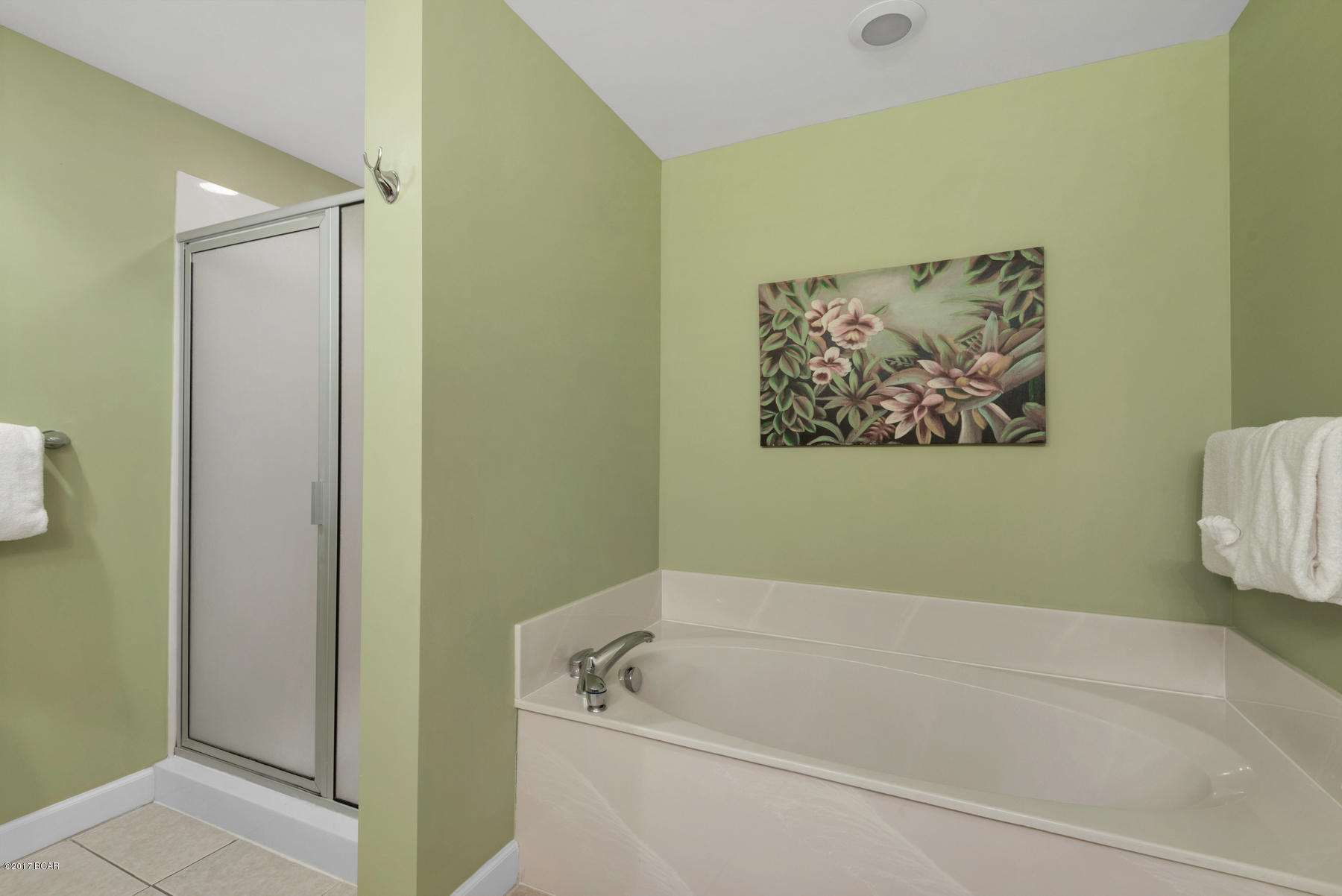 Splash Condo - Residential