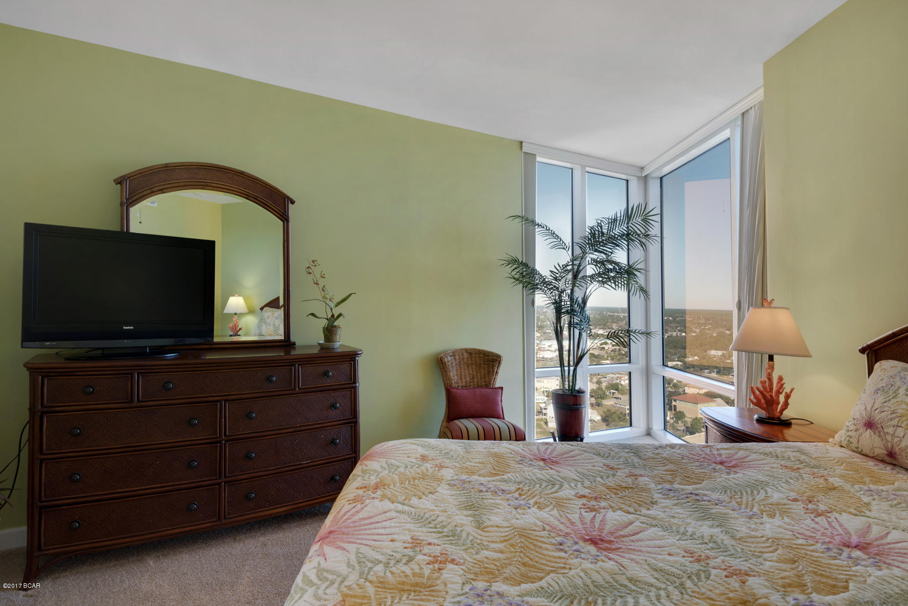 Splash Condo - Residential