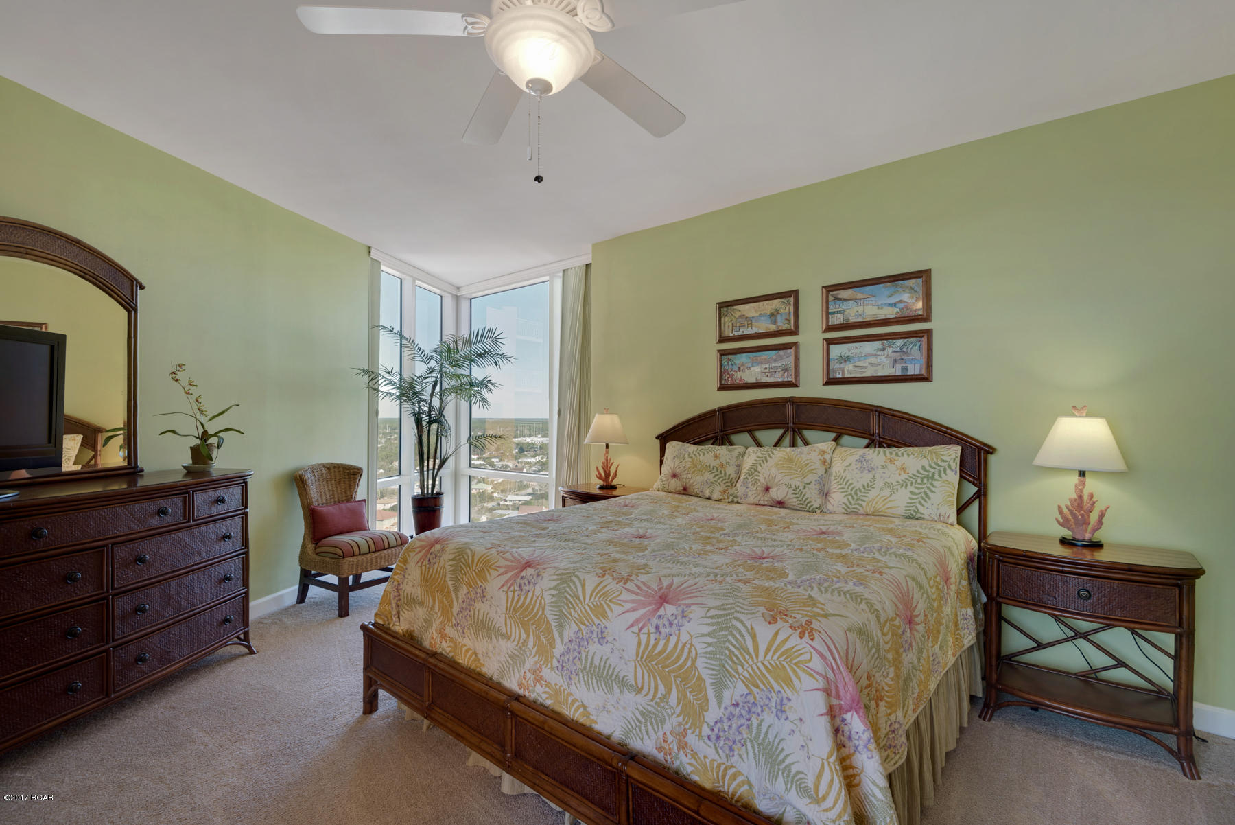 Splash Condo - Residential