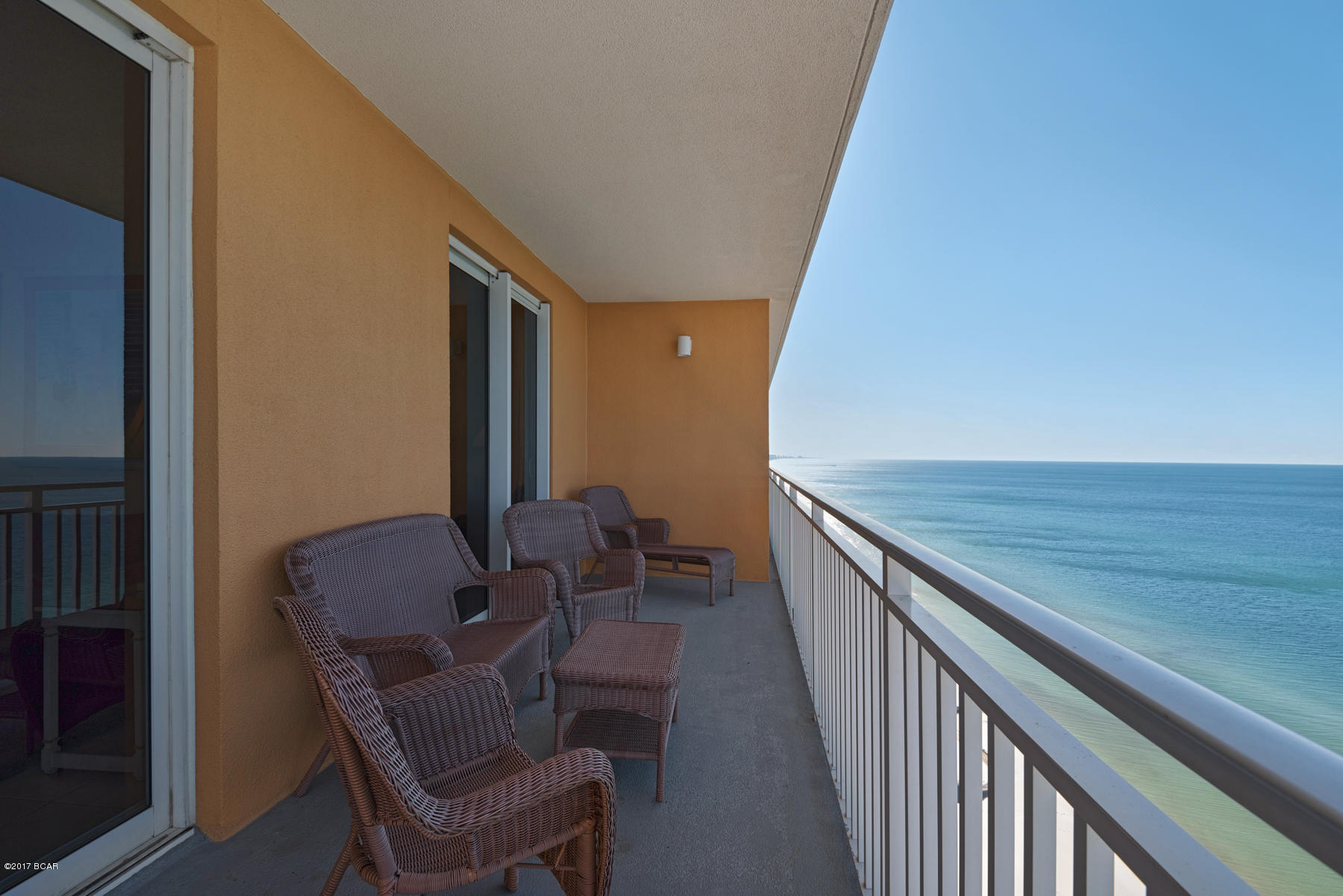 Splash Condo - Residential