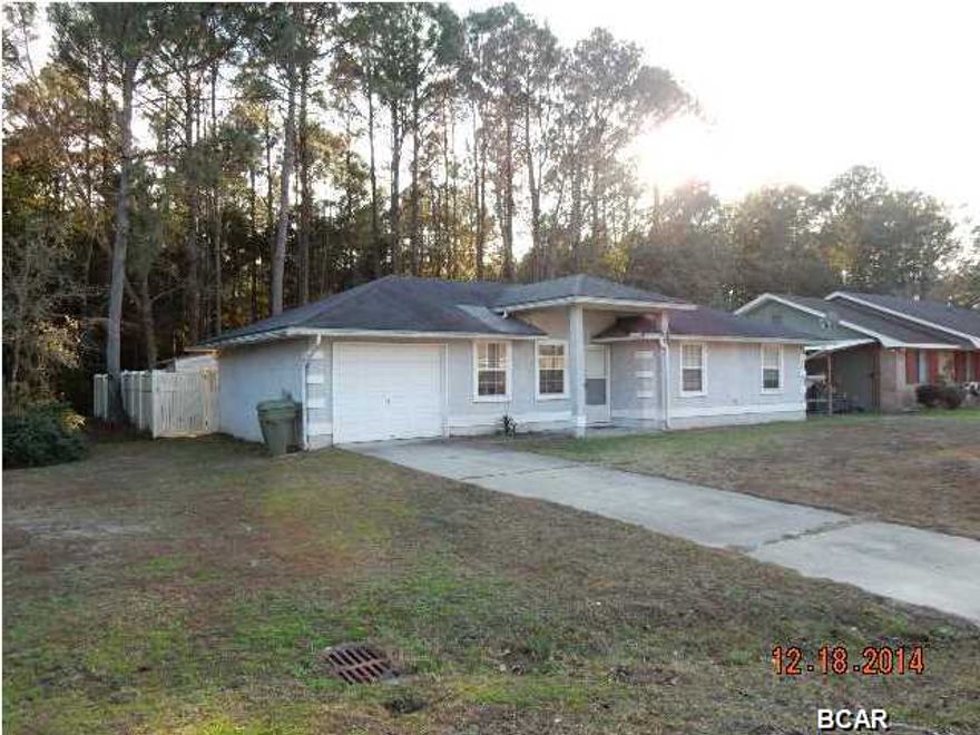 Located on Cul-De-Sac in Lynn Haven, close to Mowat Middle School. Features an open living room, dining room combination. Open kitchen has lots of cabinet space. The master bedroom is very large with walk-in closet. The other two bedrooms feature walk-in closets also. Buyer/Agent to verify measurements, schools and HOA. **MULTIPLE OFFERS. HIGHEST AND BEST EXPIRES 05/22/2015 @ 5PM.