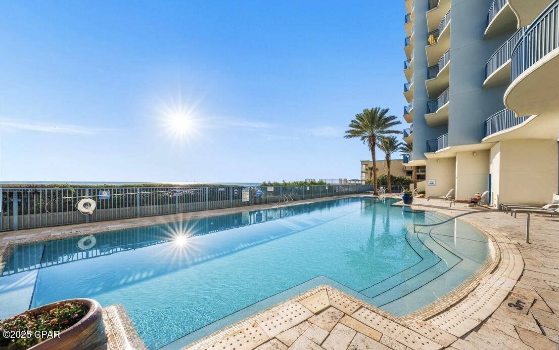 Sterling Breeze - Residential