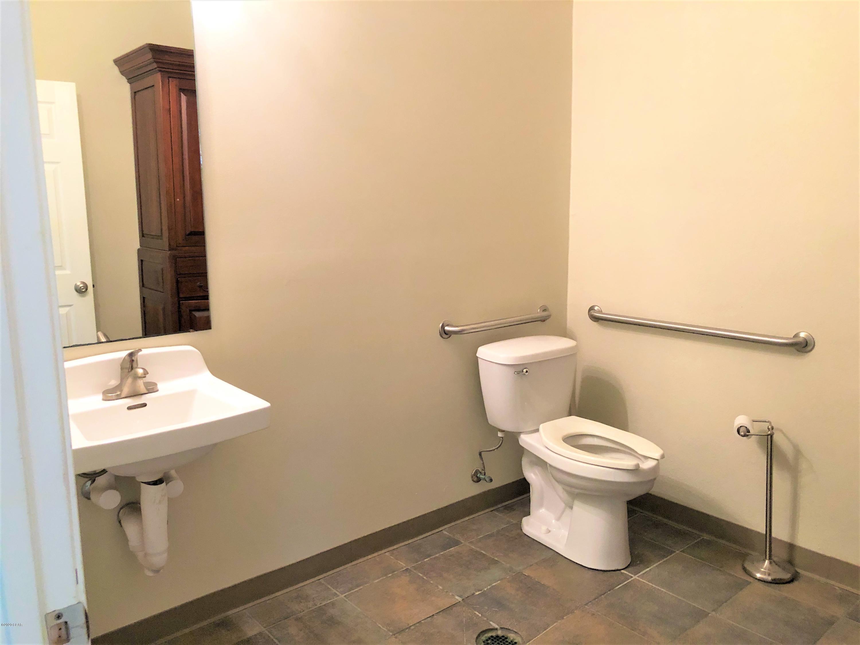 Gcd Plat - Commercial Lease