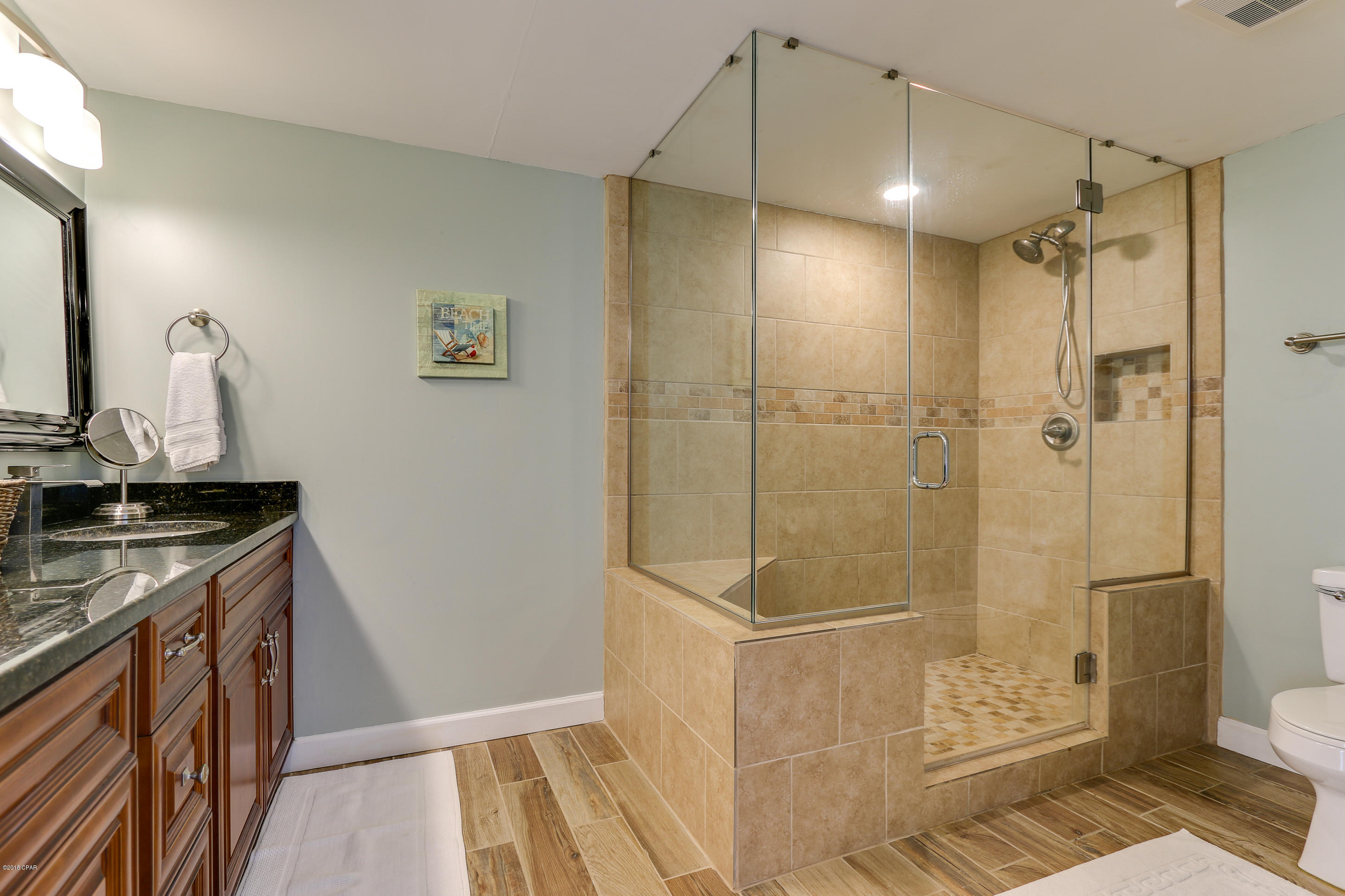 Long Beach Towers I - Residential