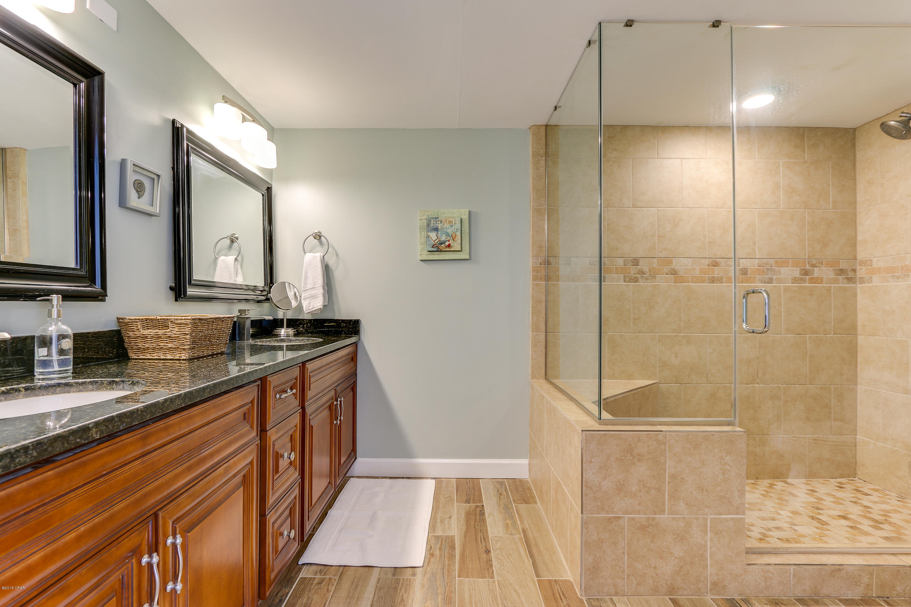 Long Beach Towers I - Residential