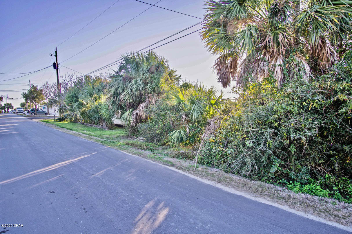 Hollywood Beach - Land