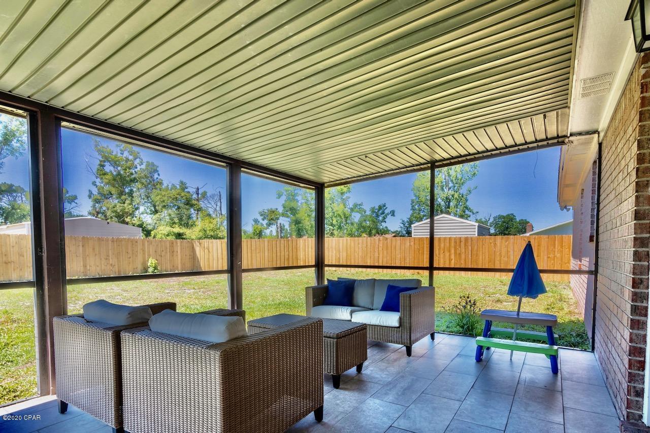 Venetian Villa 1st Add Replat - Residential
