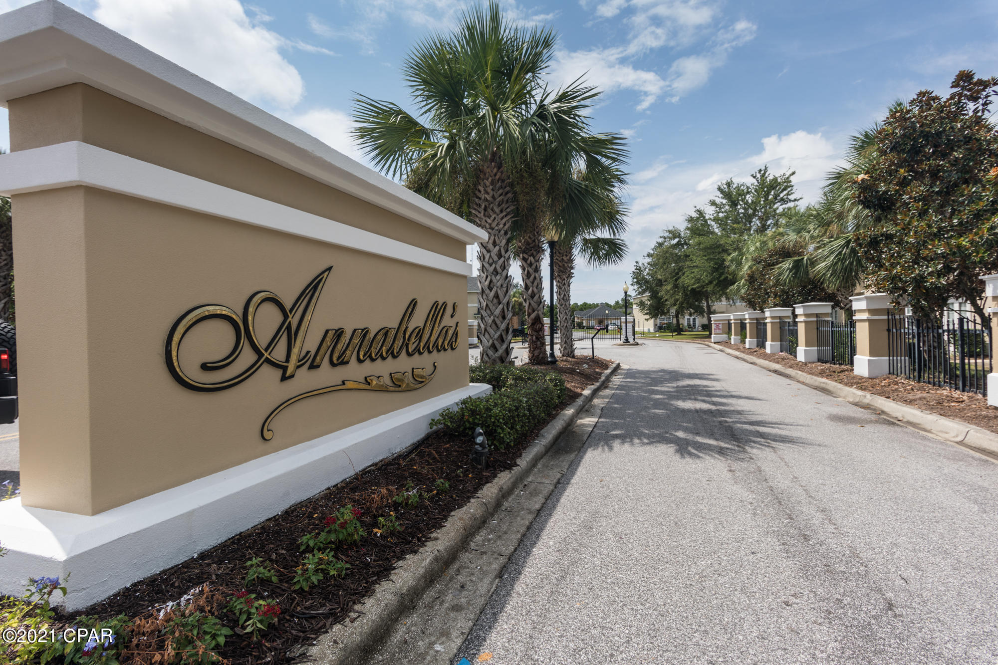 Annabella's Townhomes - Residential