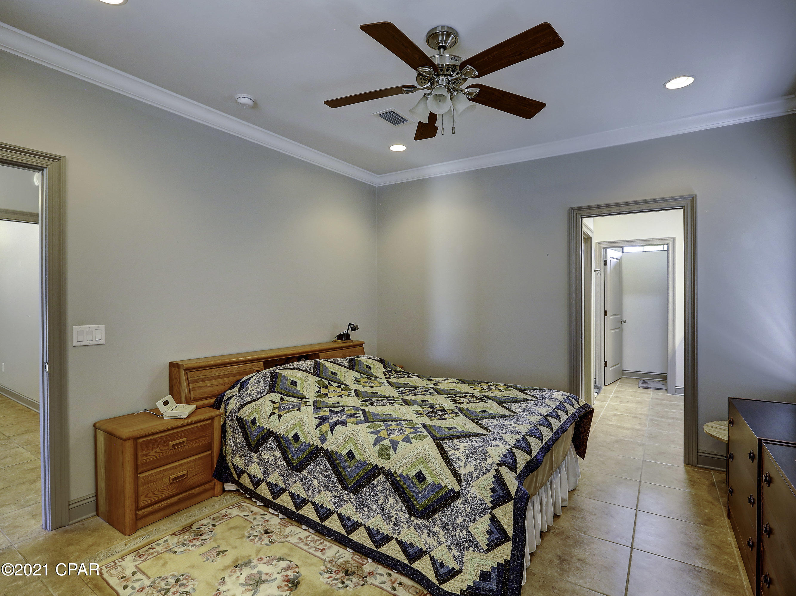 College Oaks - Residential