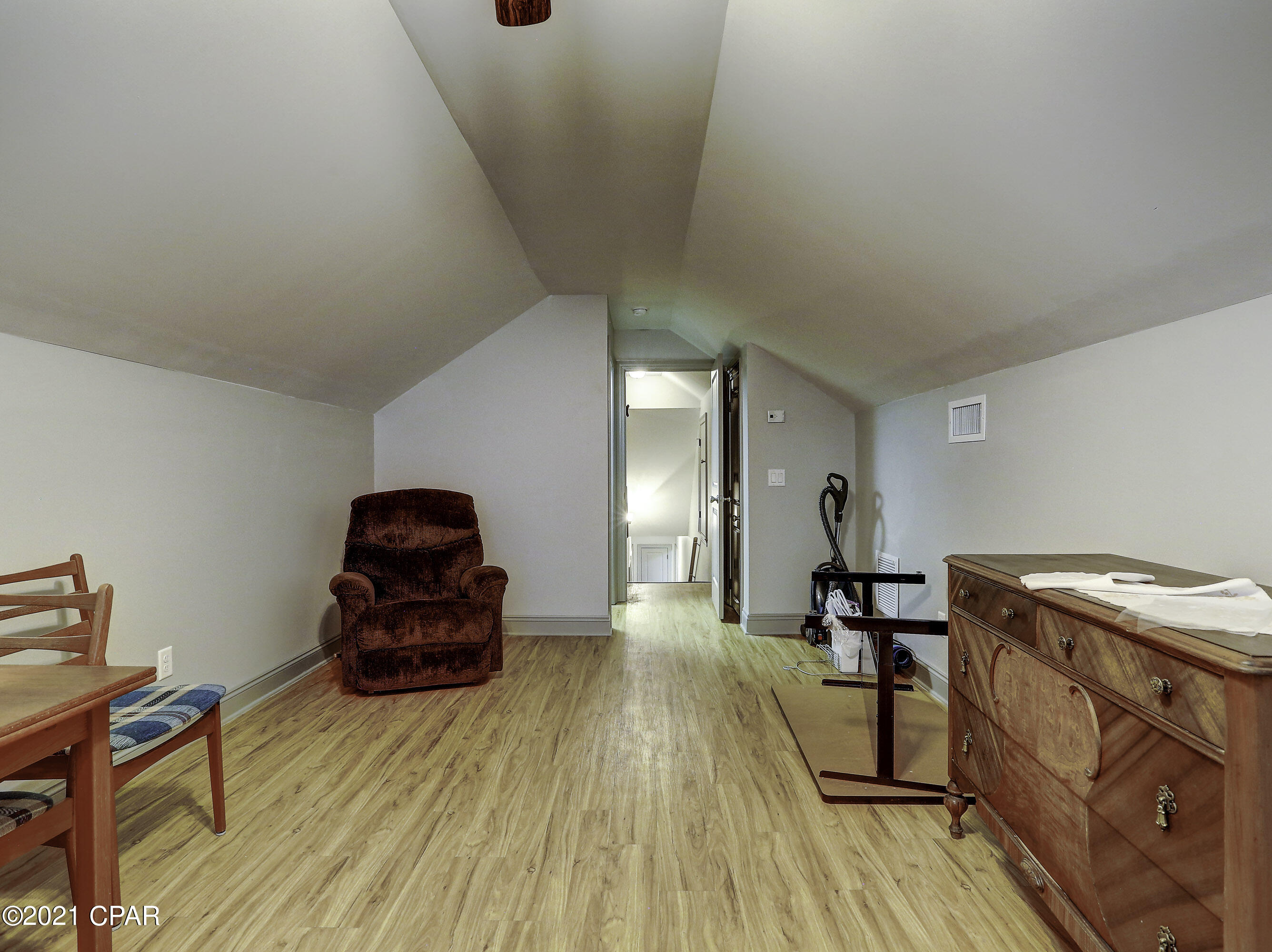 College Oaks - Residential