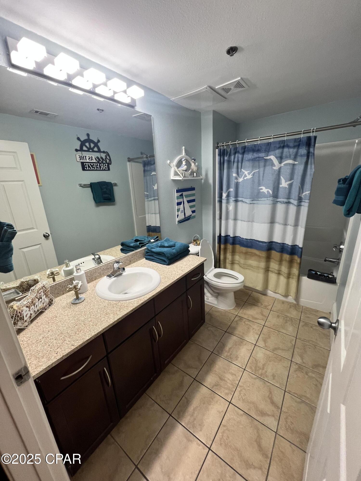 Laketown Wharf - Residential