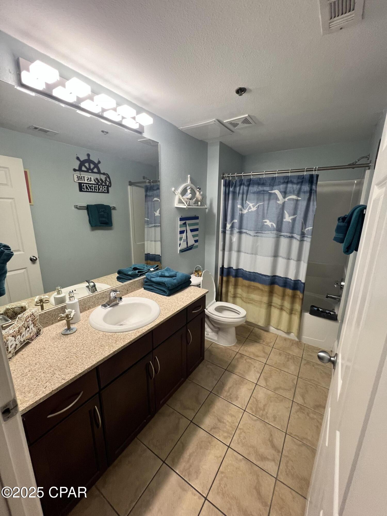 Laketown Wharf - Residential