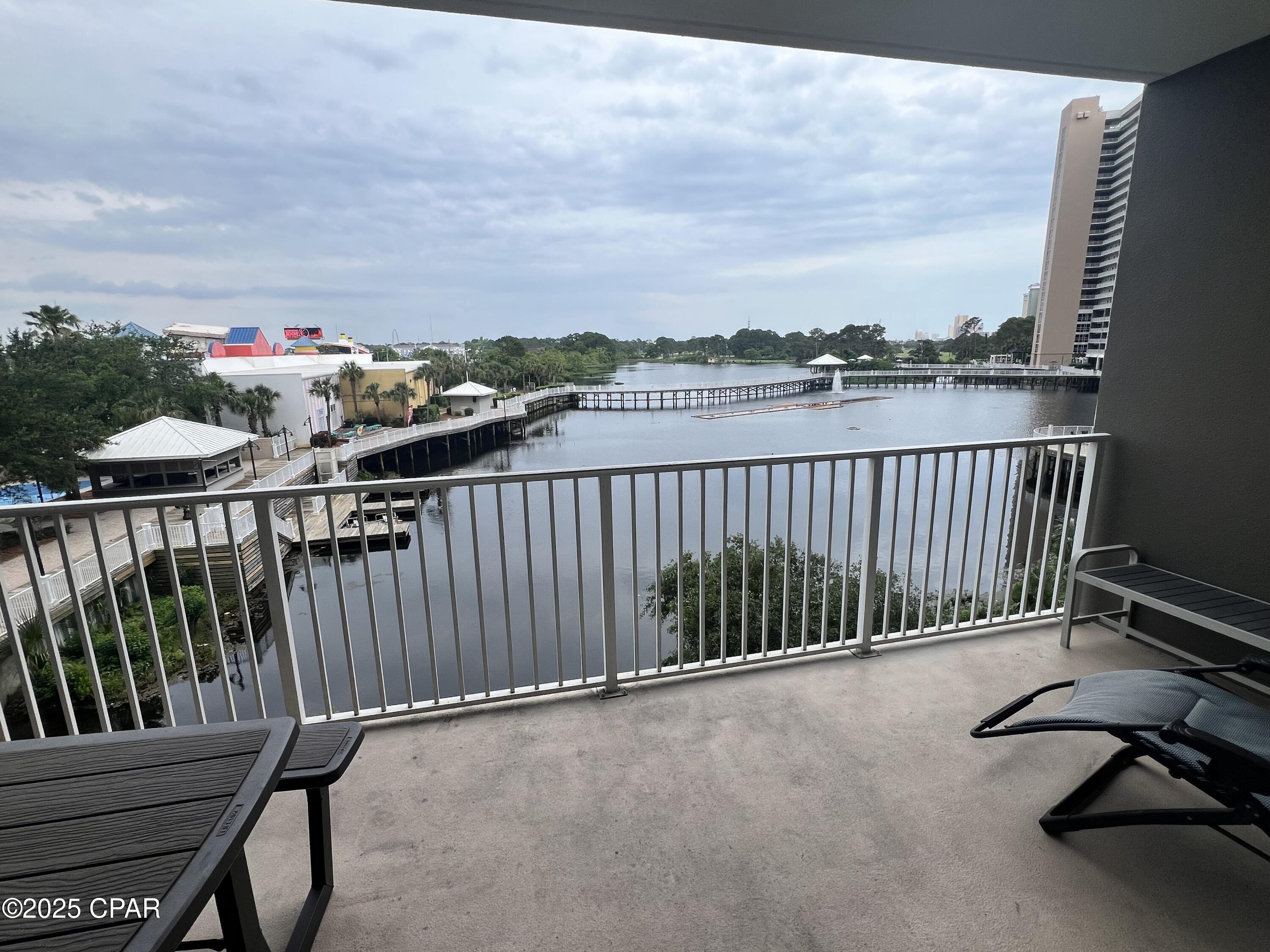 Laketown Wharf - Residential