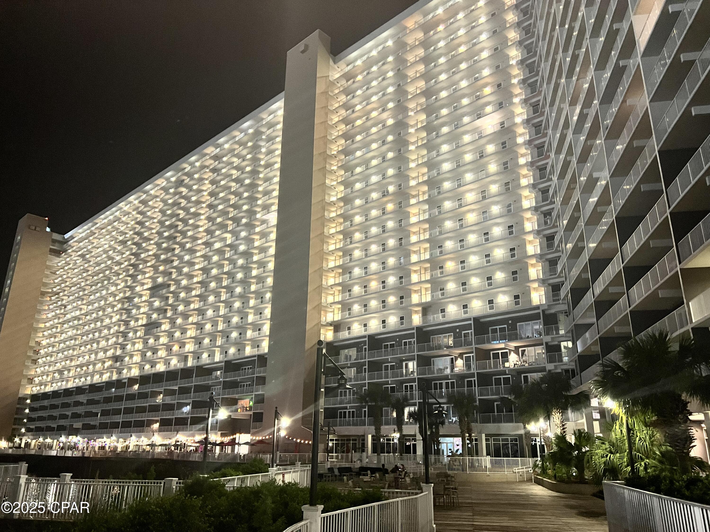 Laketown Wharf - Residential