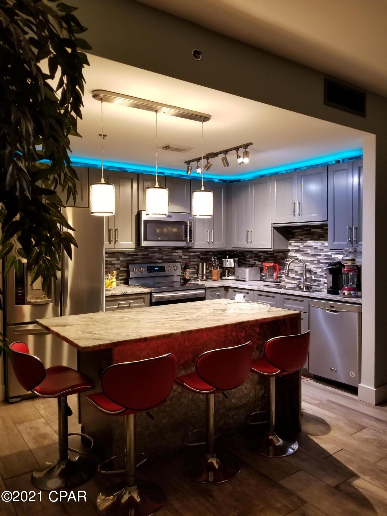 Laketown Wharf - Residential