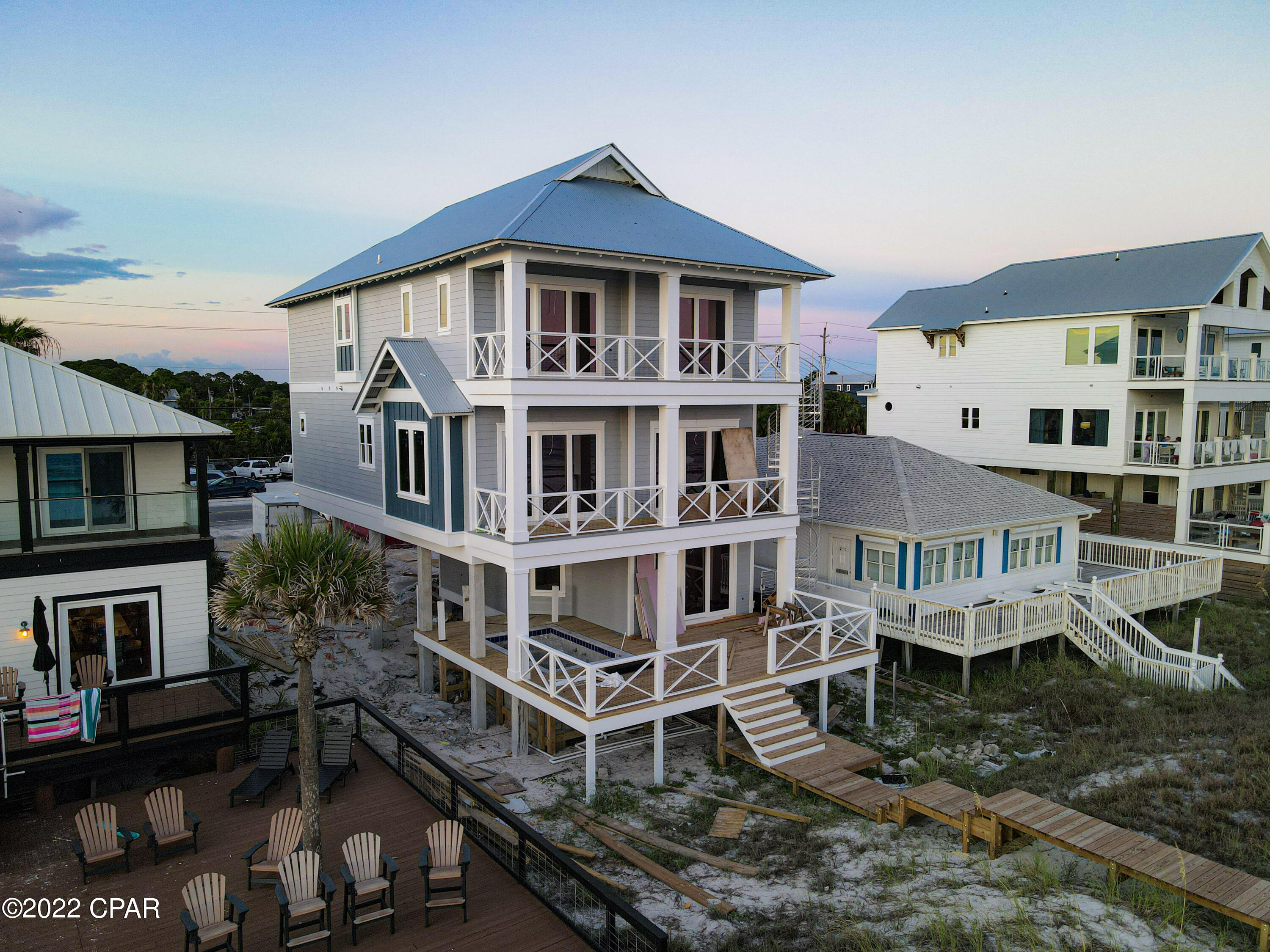 Lullwater Beach - Residential