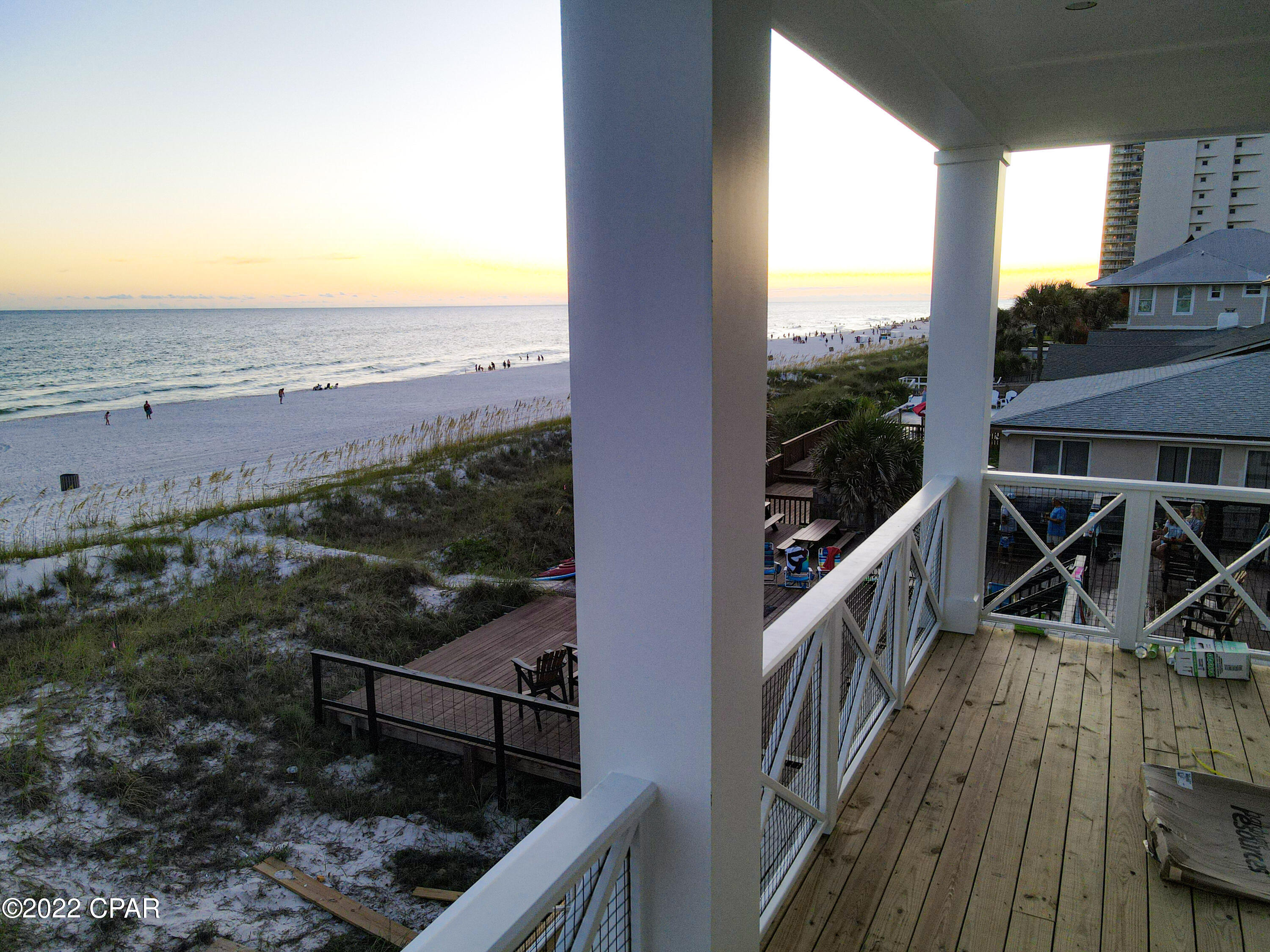 Lullwater Beach - Residential