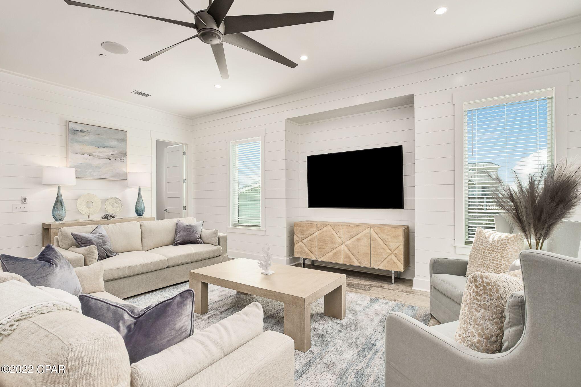 Lullwater Beach - Residential