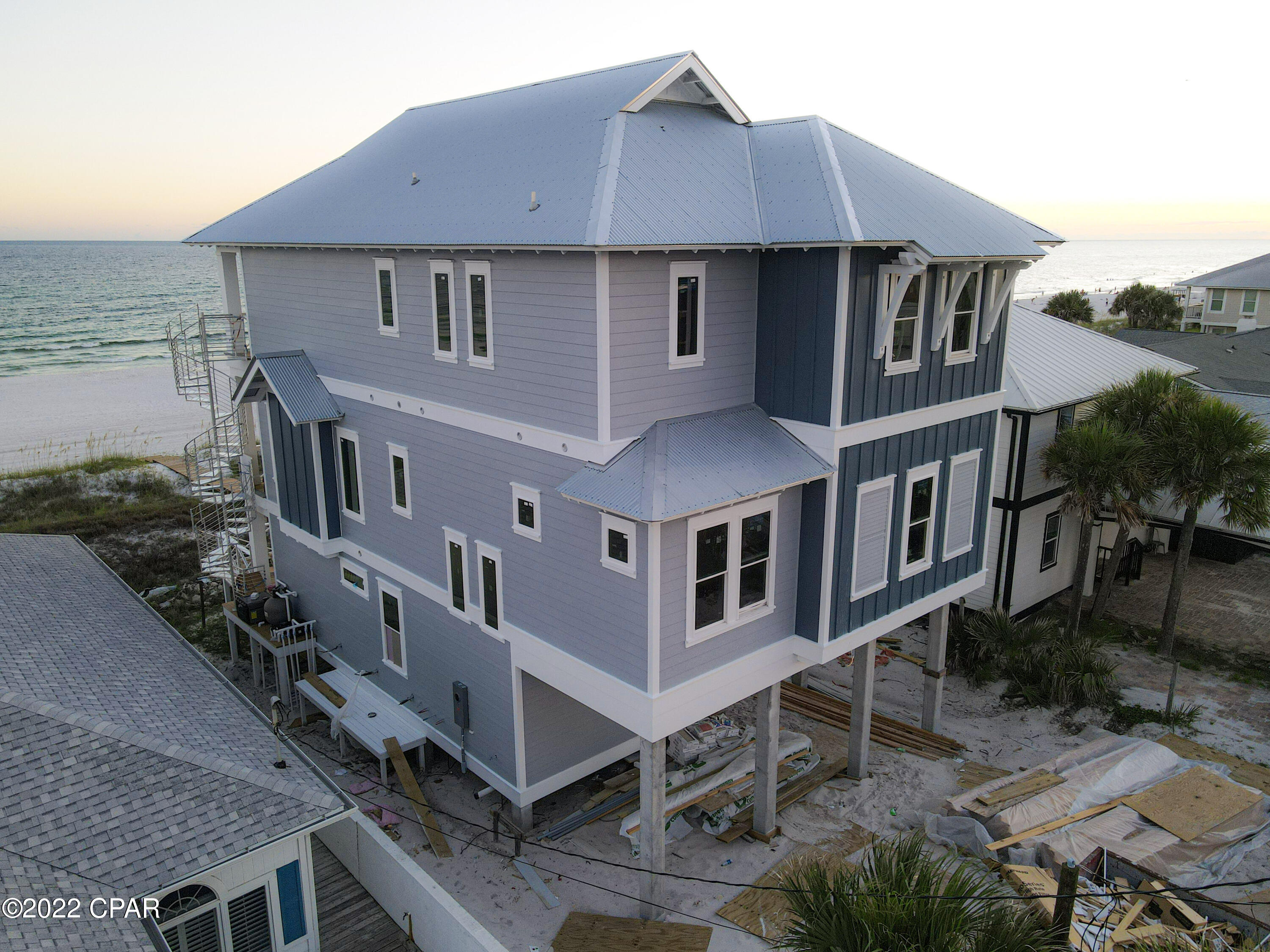 Lullwater Beach - Residential