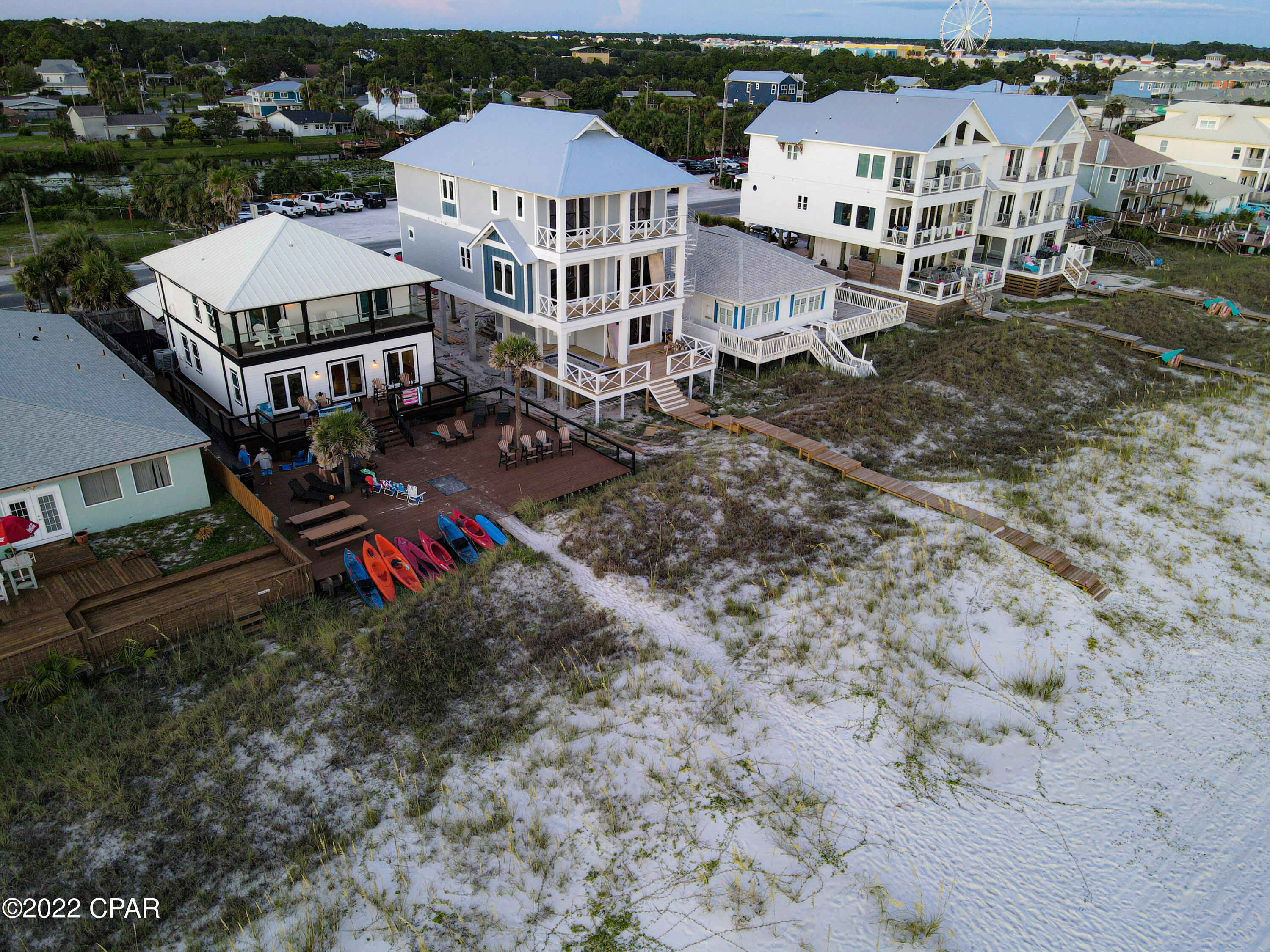 Lullwater Beach - Residential