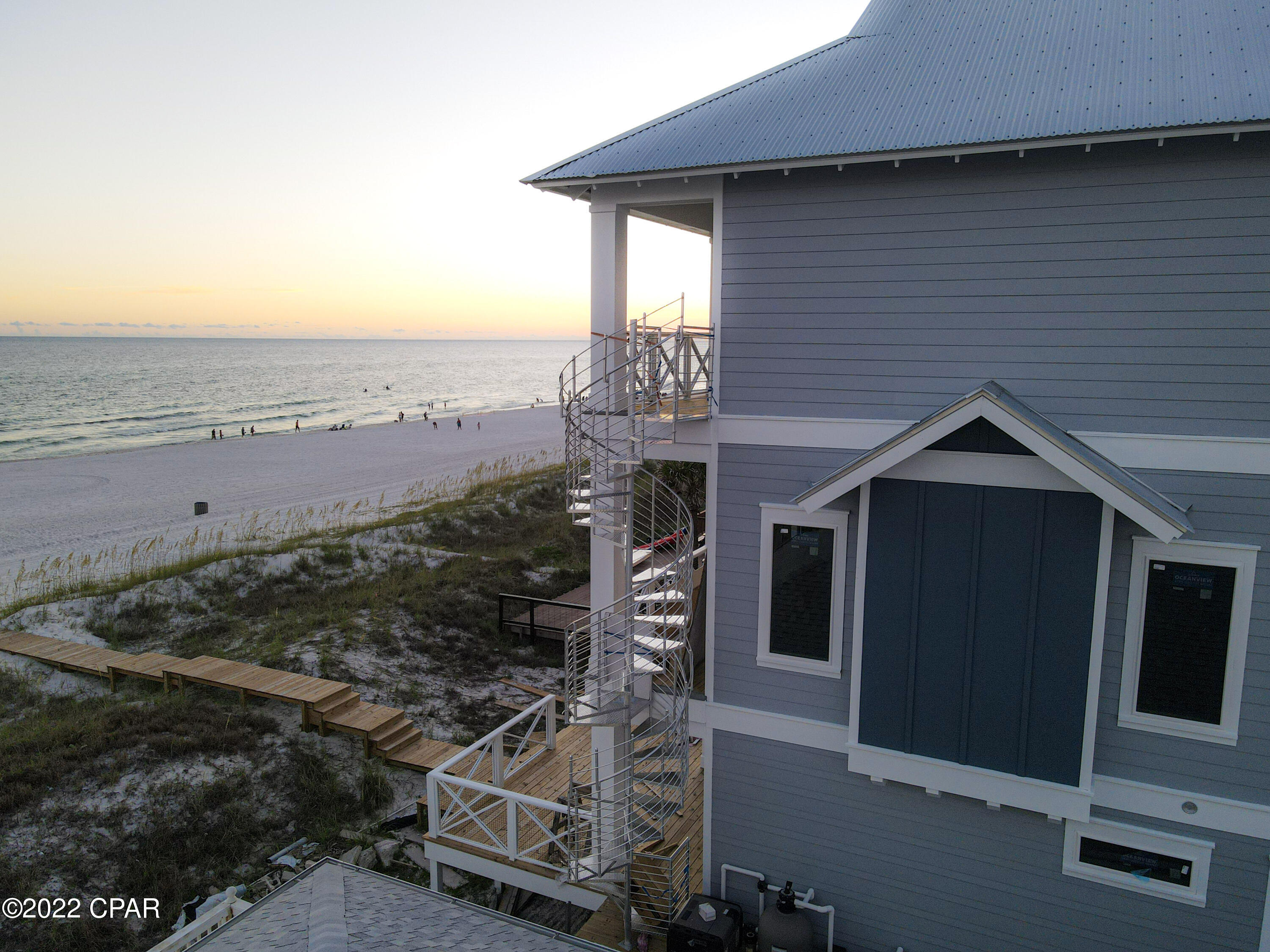 Lullwater Beach - Residential