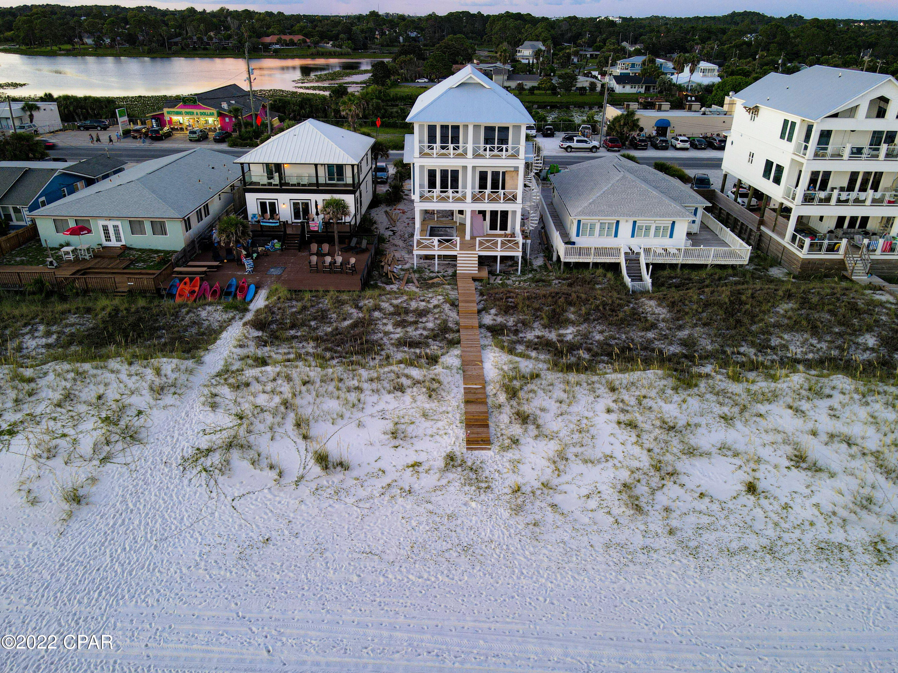 Lullwater Beach - Residential