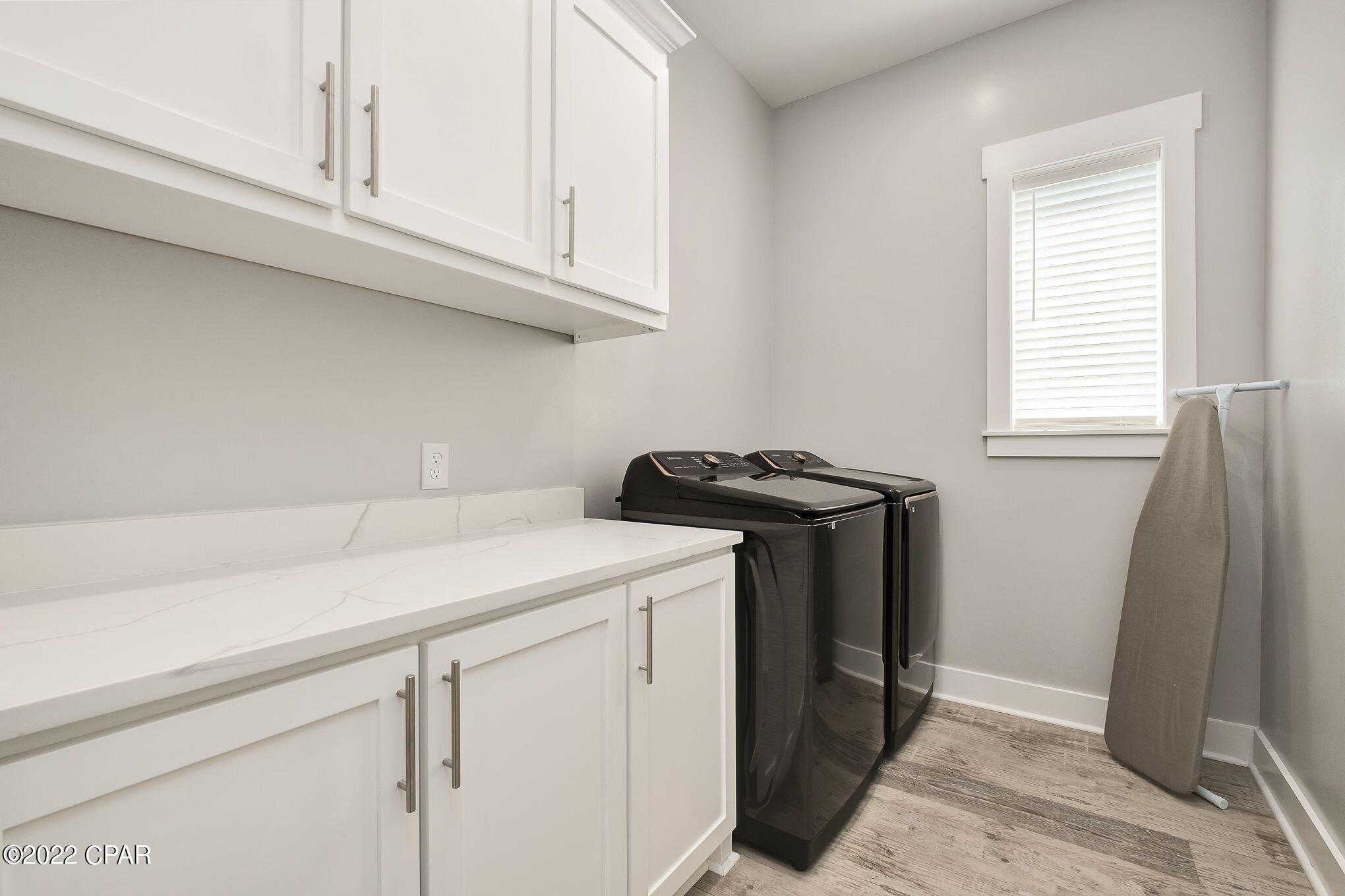 Lullwater Beach - Residential