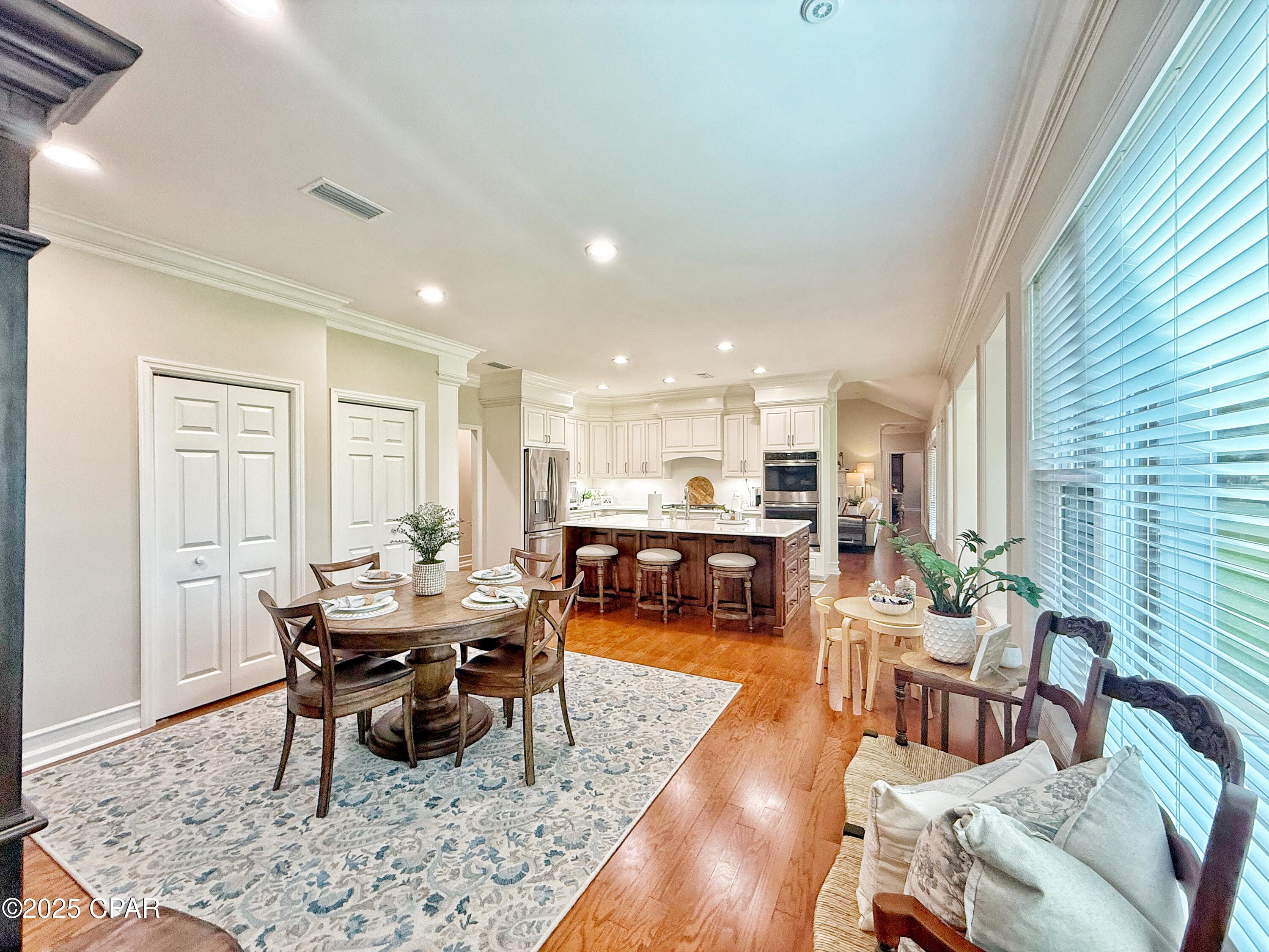 North Oaks - Residential