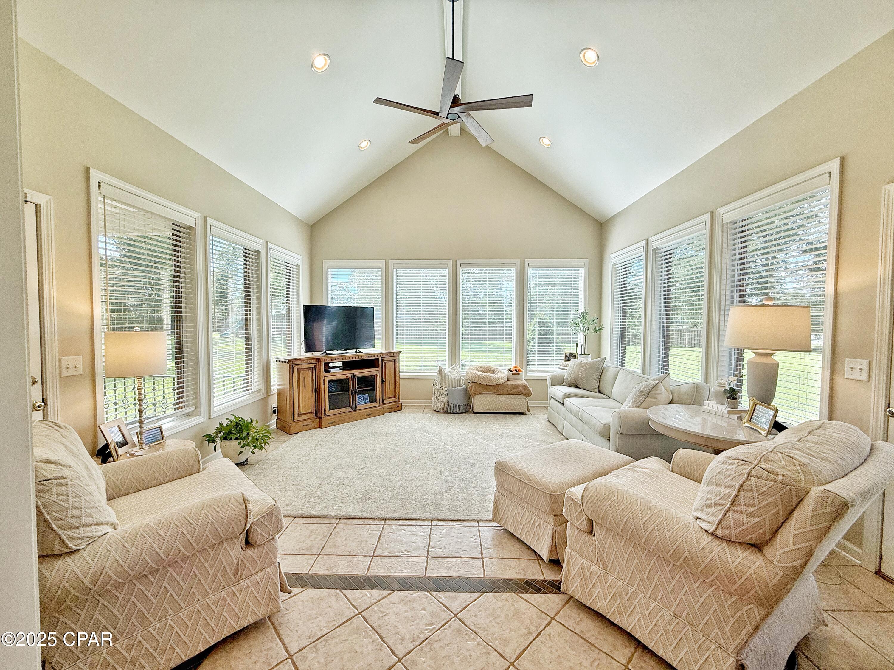 North Oaks - Residential