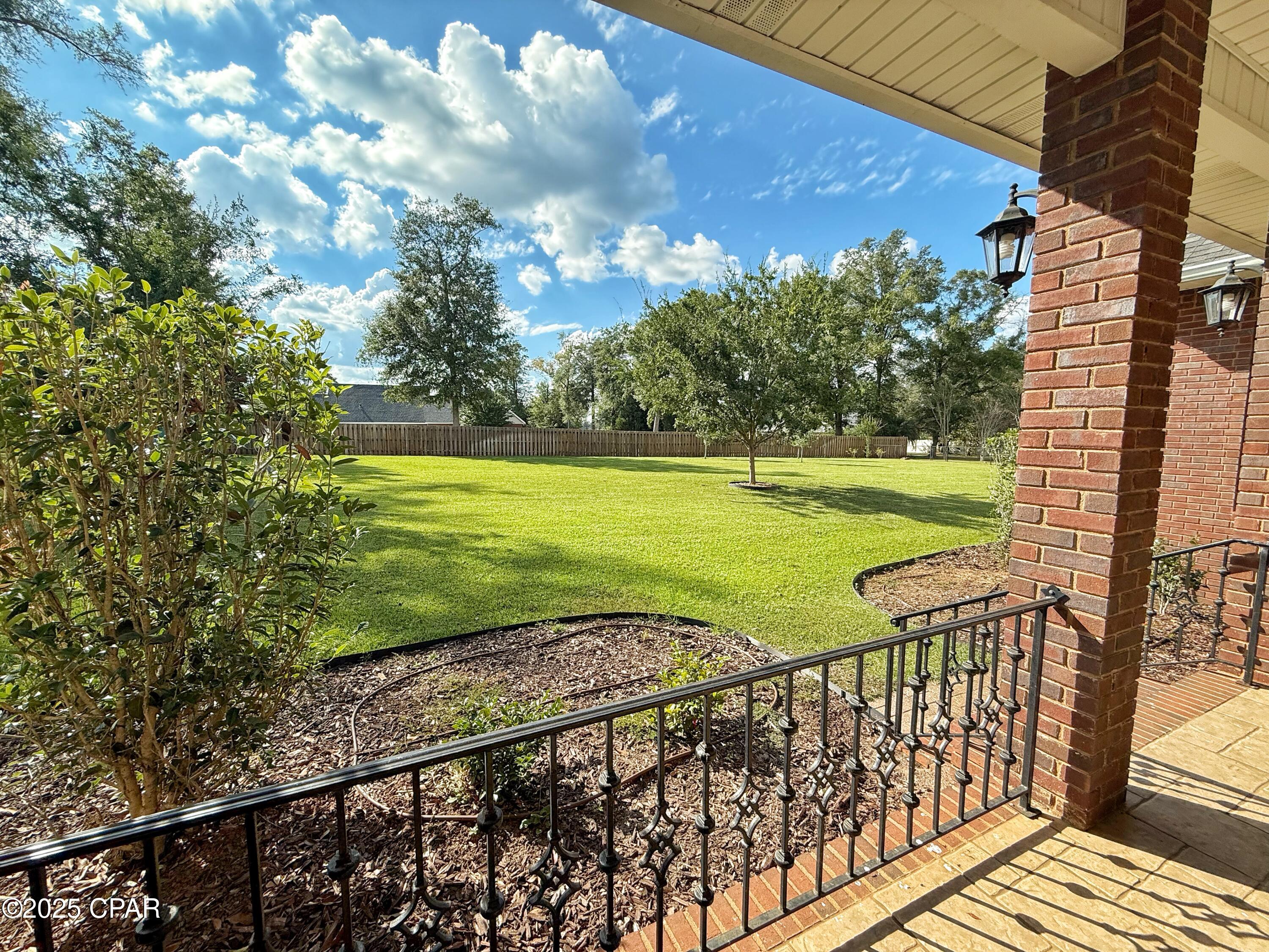 North Oaks - Residential