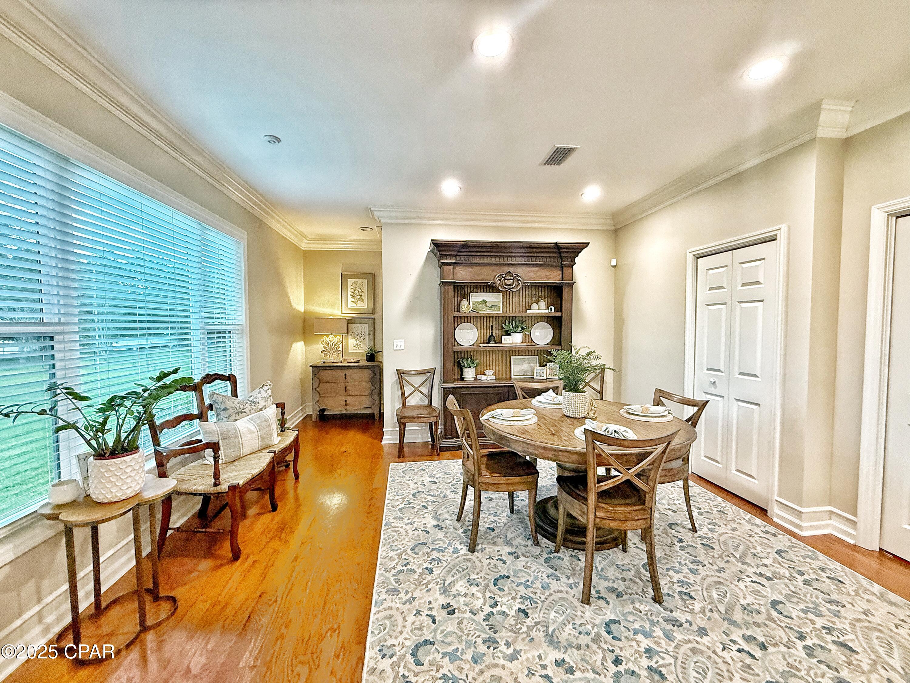 North Oaks - Residential