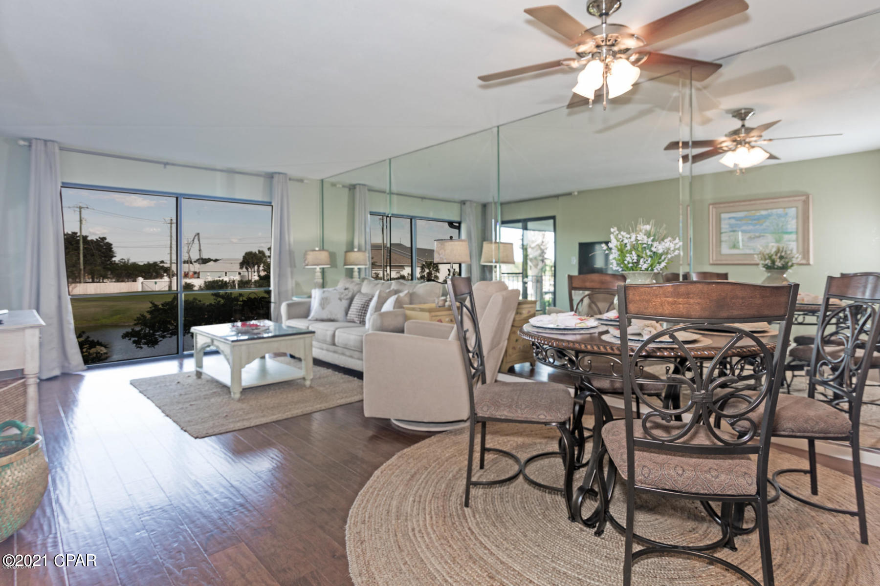 Edgewater Golf Villas V-B - Residential