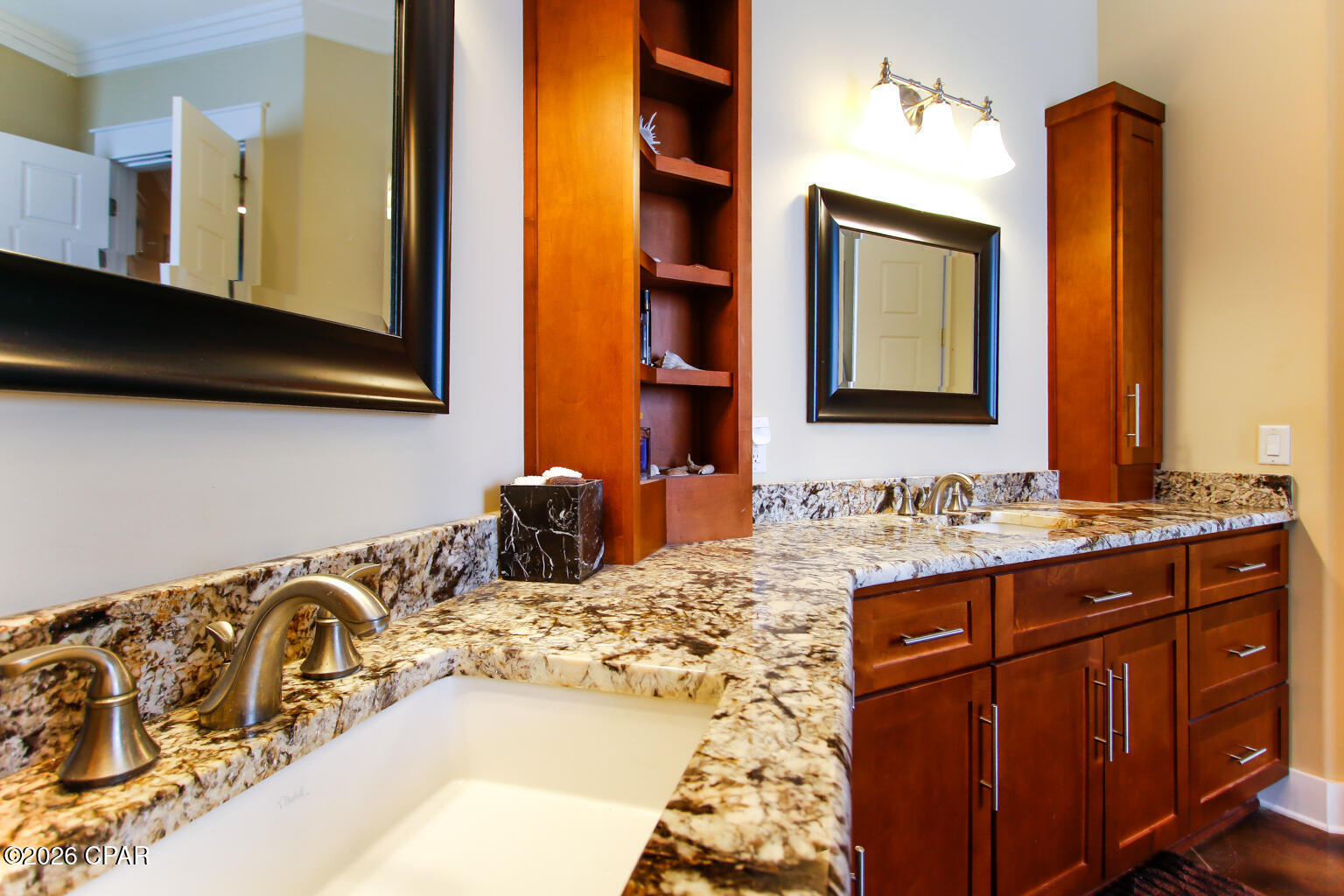 Dolphin Bay Ph I - Residential