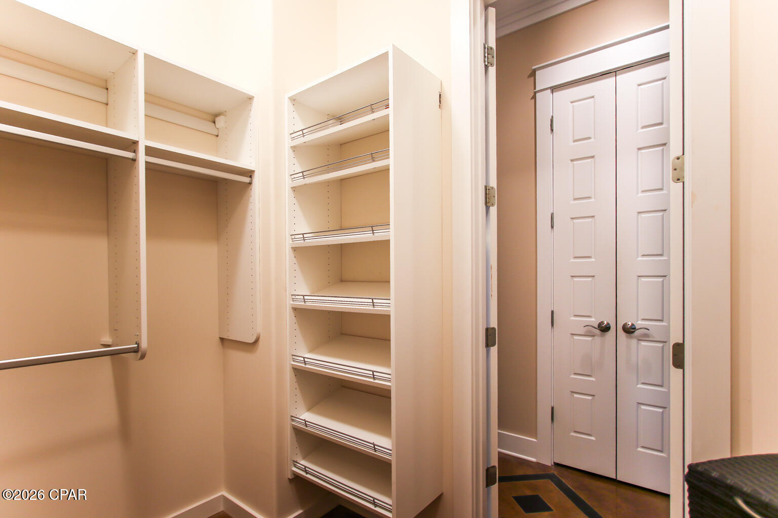 Dolphin Bay Ph I - Residential