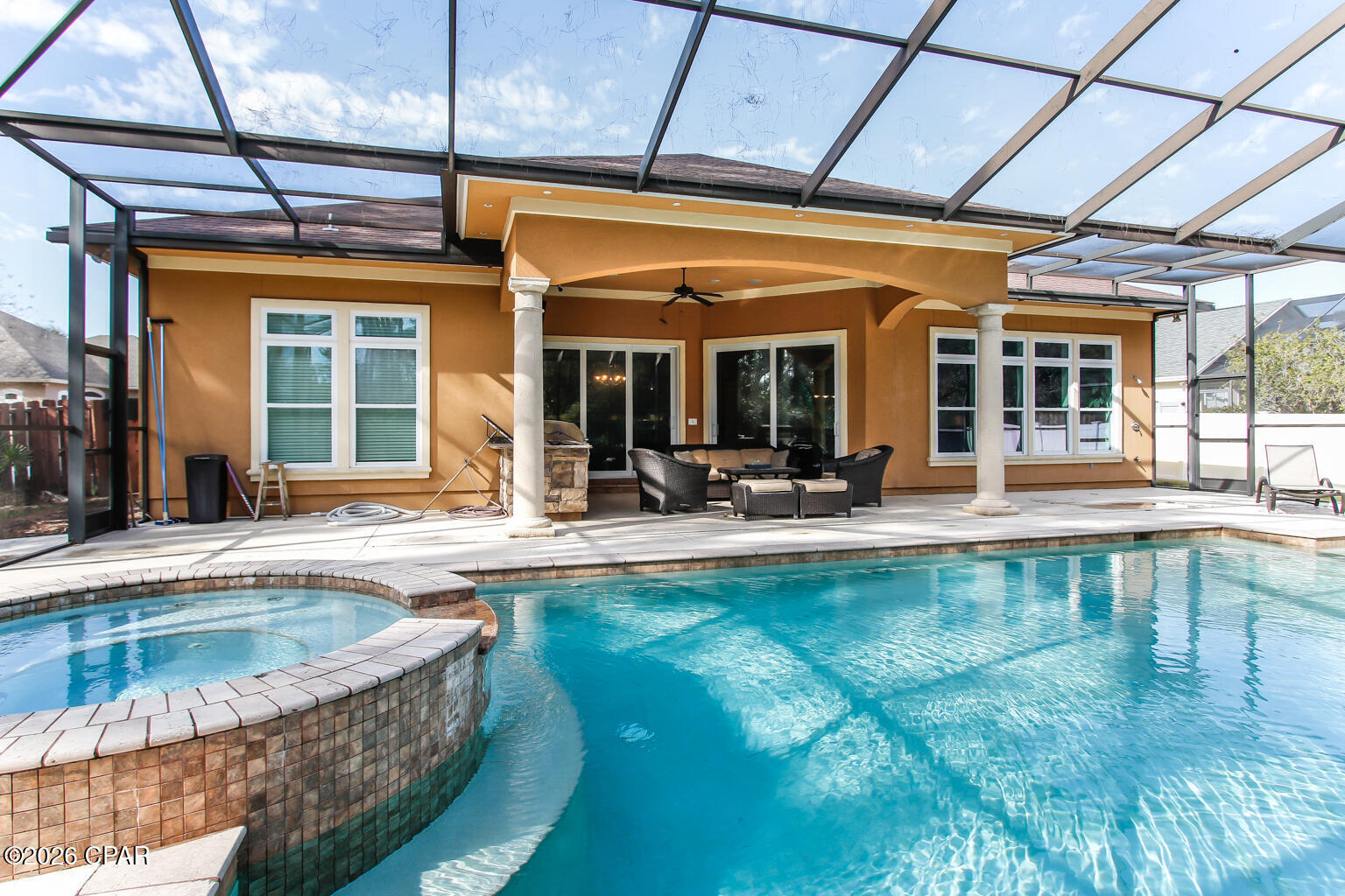 Dolphin Bay Ph I - Residential