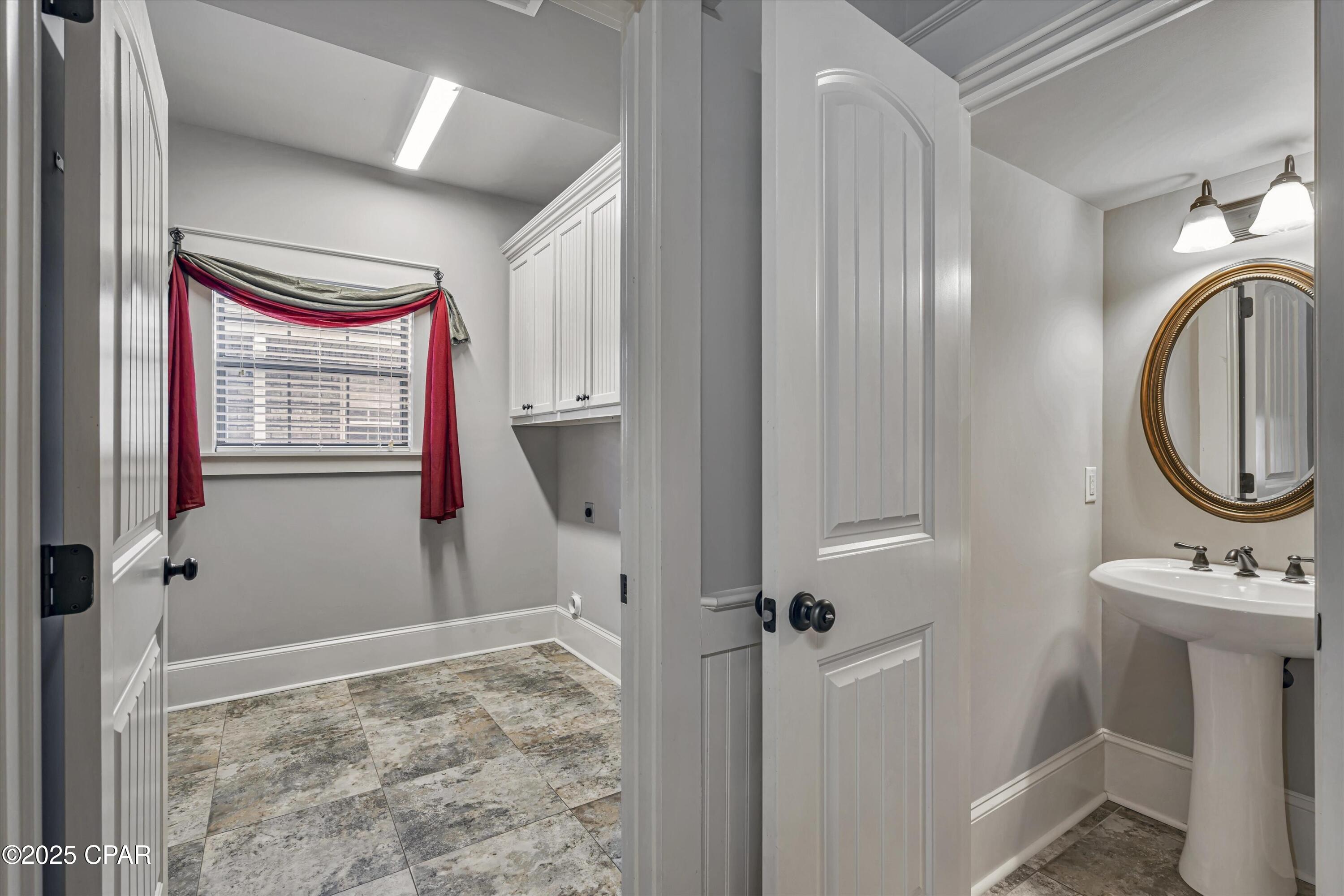 Hawks Landing - Residential