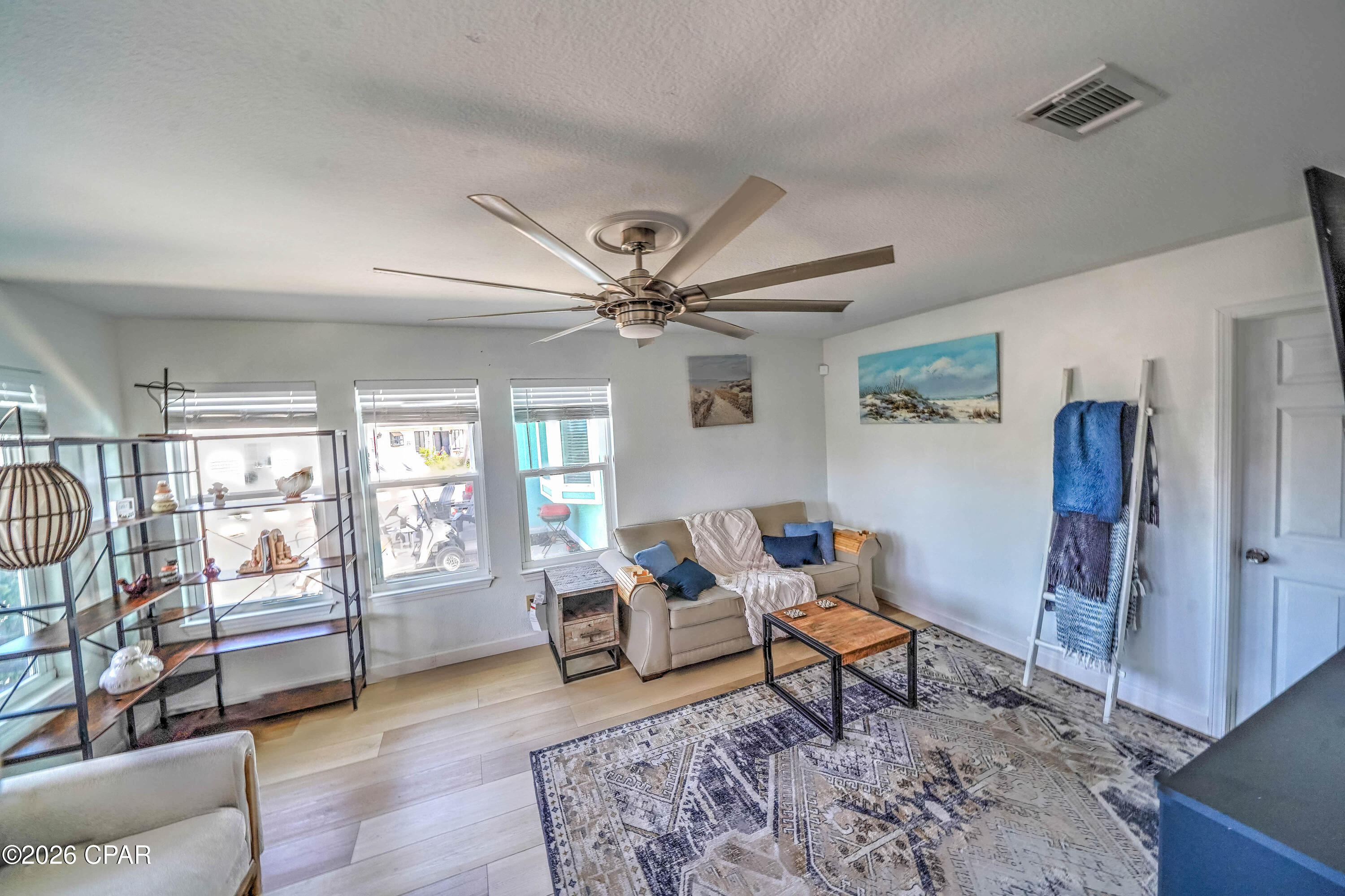 Venture Out Travel Trail - Residential